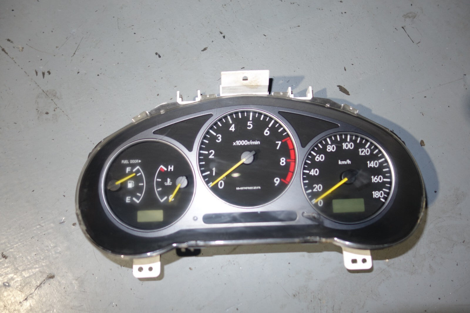 JDM 2002-2003 SUBARU IMPREZA WRX V7  MANUAL GAUGE CLUSTER  SPEEDOMETER