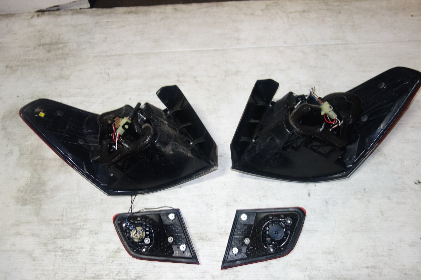 JDM SUBARU LEGACY OEM USED TAIL LIGHTS TAIL TAIL LAMPS BM9 BMM 2010-2014