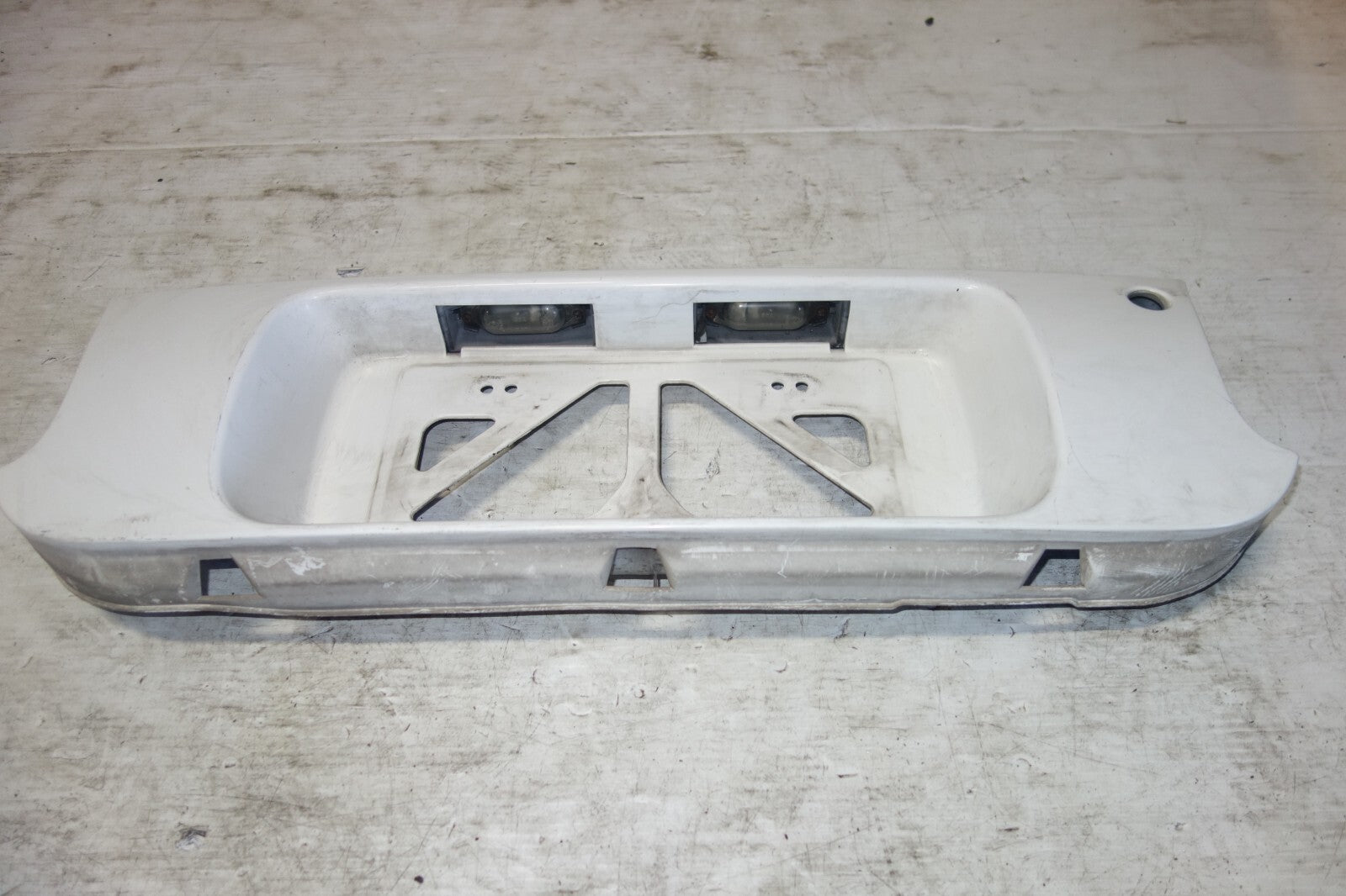 JDM TOYOTA CELICA ST202 ST205 REAR LICENSE PLATE TRIM CENTER GARNISH 1994-1999