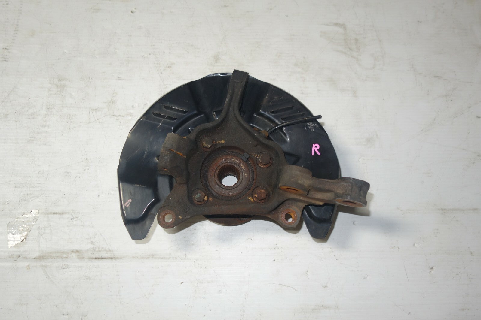 JDM 2013-2014 SUBARU XV GROSSTREK OEM FRONT RIGHT SPINDLE HUB KNUCKLE BEARING