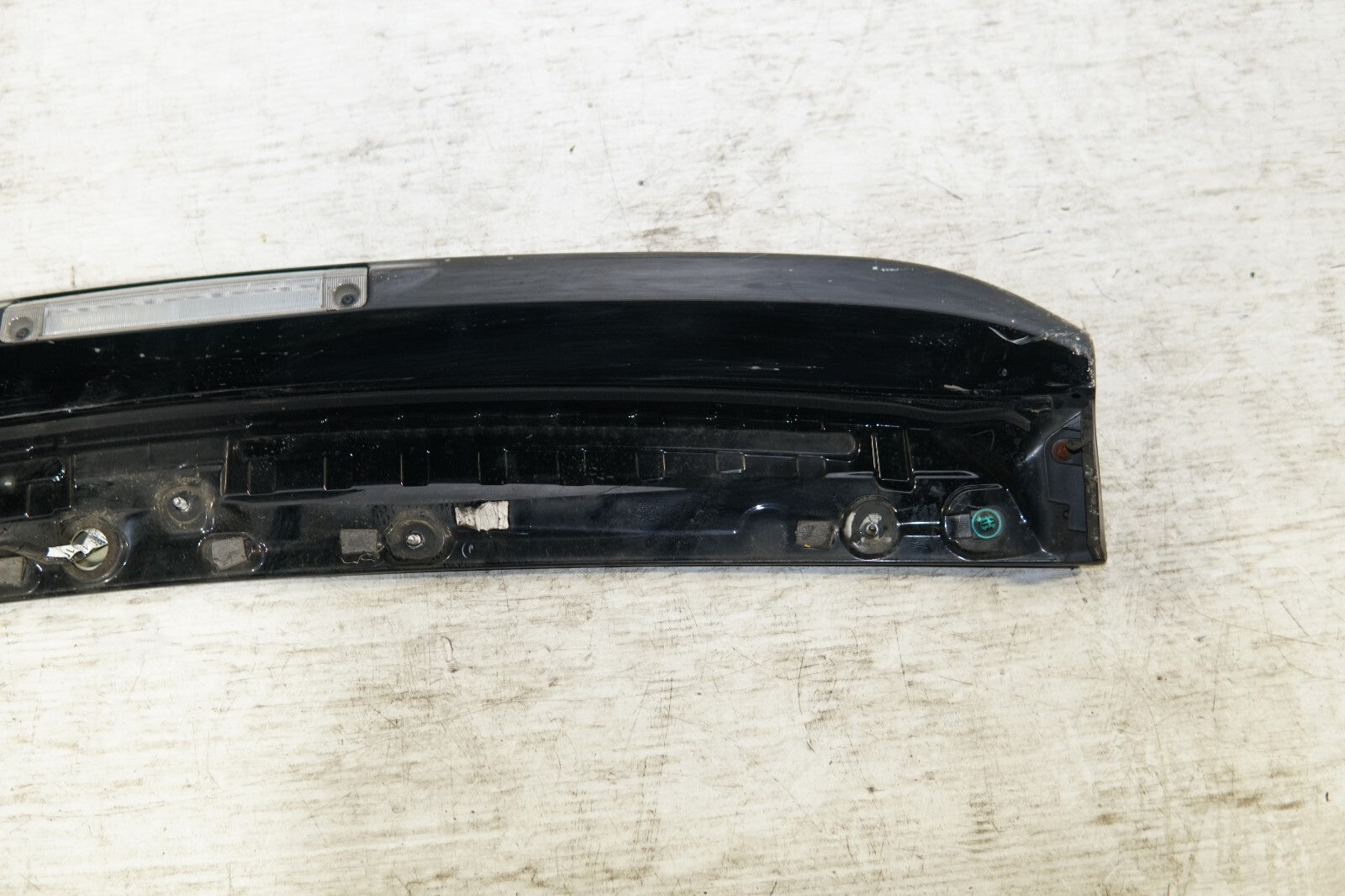JDM 2010-2015 TOYOTA PRIUS OEM REAR SPOILER WING  WITH BRAKE LIGHT ZVW30