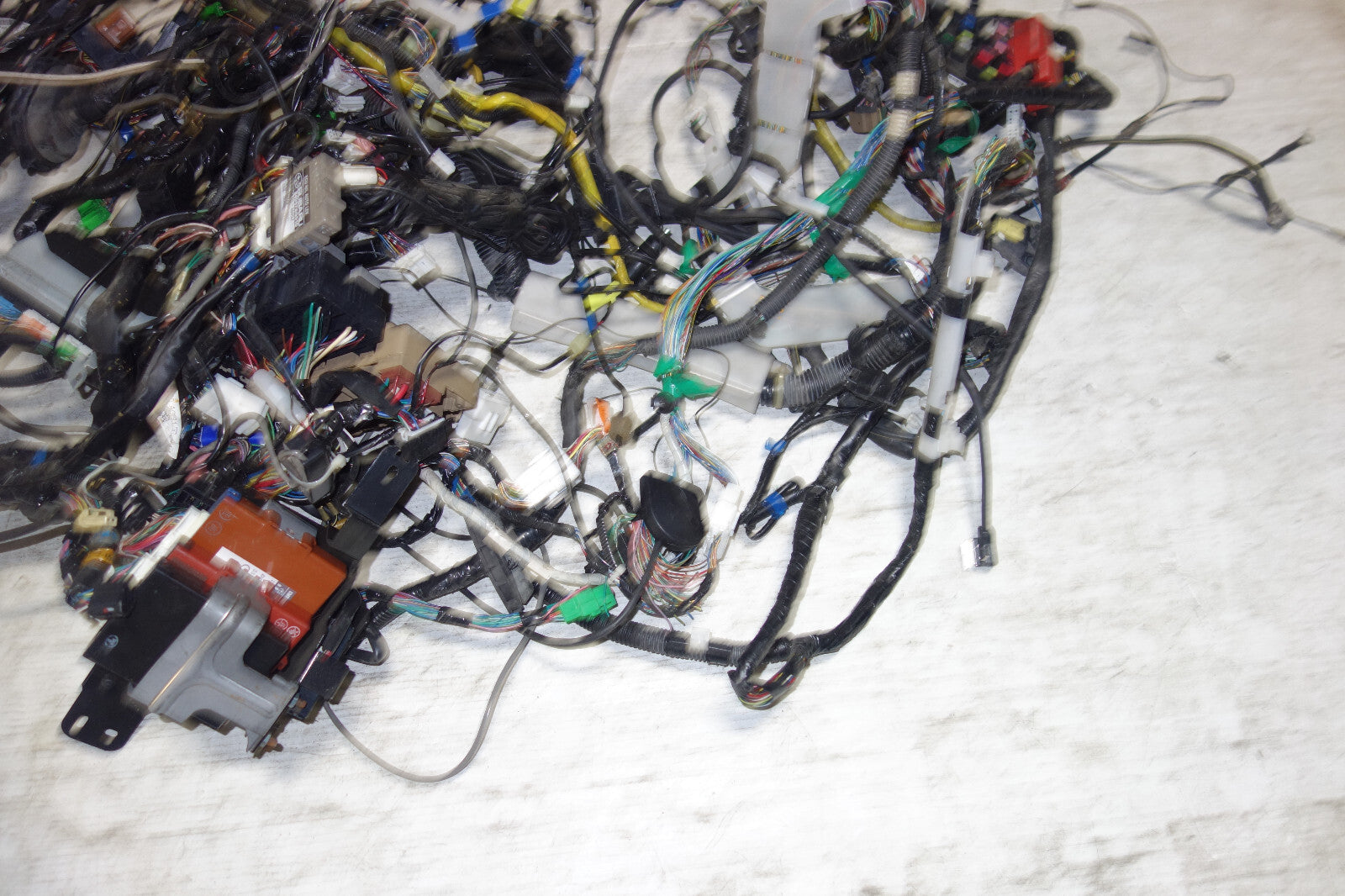 JDM Subaru Legacy EJ20 Turbo 6speed Computer Wire Harness Loom Wiring 22611AN150