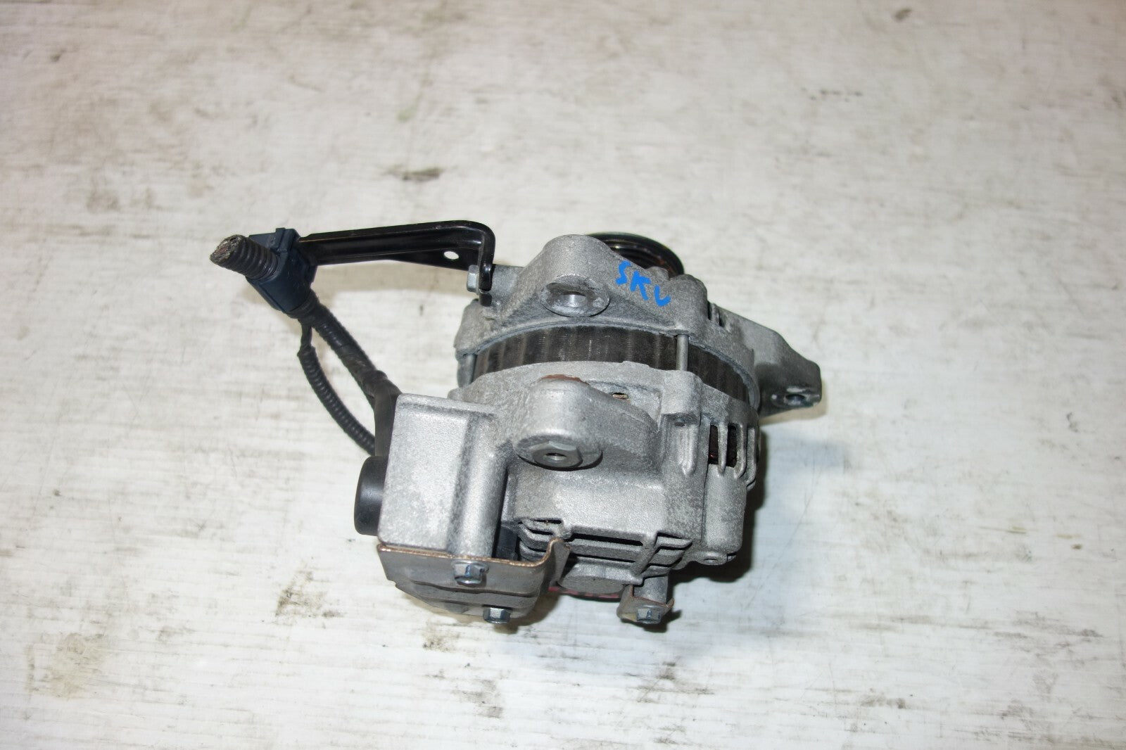 2006-2011 Honda Civic 1.8 gas alternator oem AHGA67 w. warranty