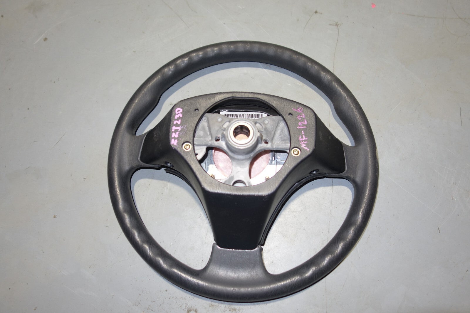 JDM Toyota Celica Steering Wheel & hub ZZT231 ZZT230 2001-2005