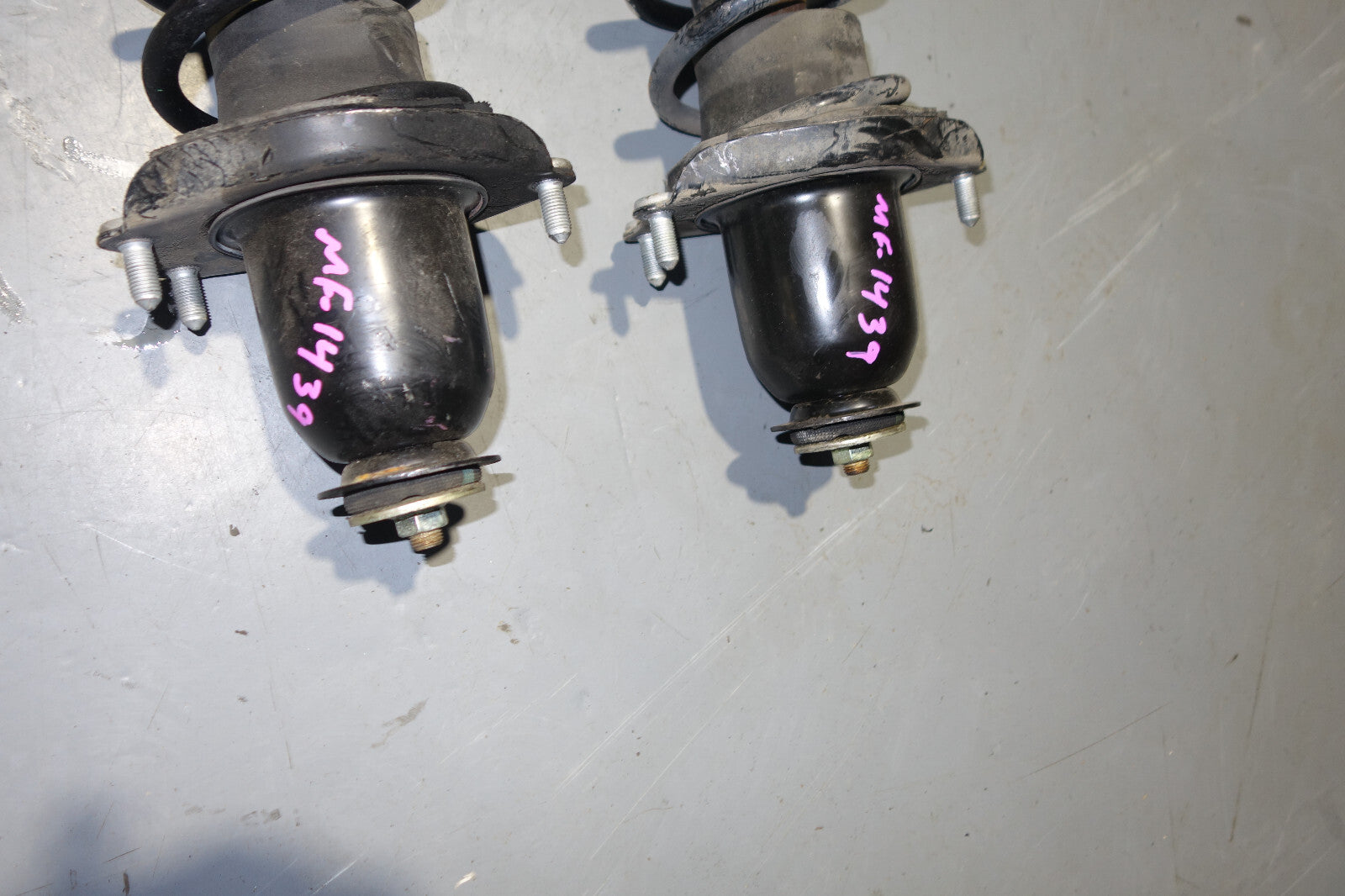 JDM Toyota Celica GT-S GT Rear Shocks Springs Pair ZZT231 2000-2005