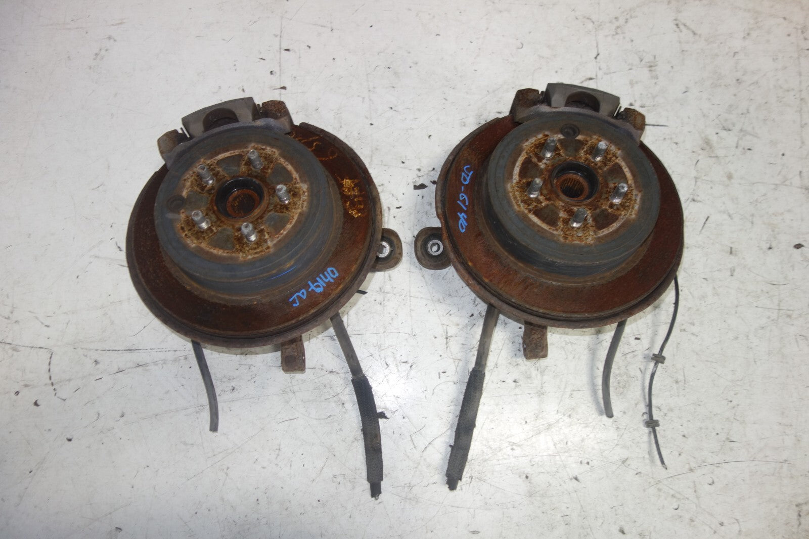 JDM Subaru Legacy Rear Spindle Hub Caliper Knuckles Left & Right BR9 2010-2014