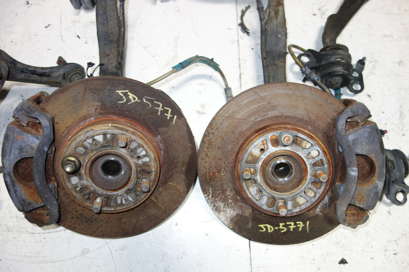 JDM Acura Integra DC2 4 Lug Brake Calipers Spindles Hub Trailing Arms 1994-2001