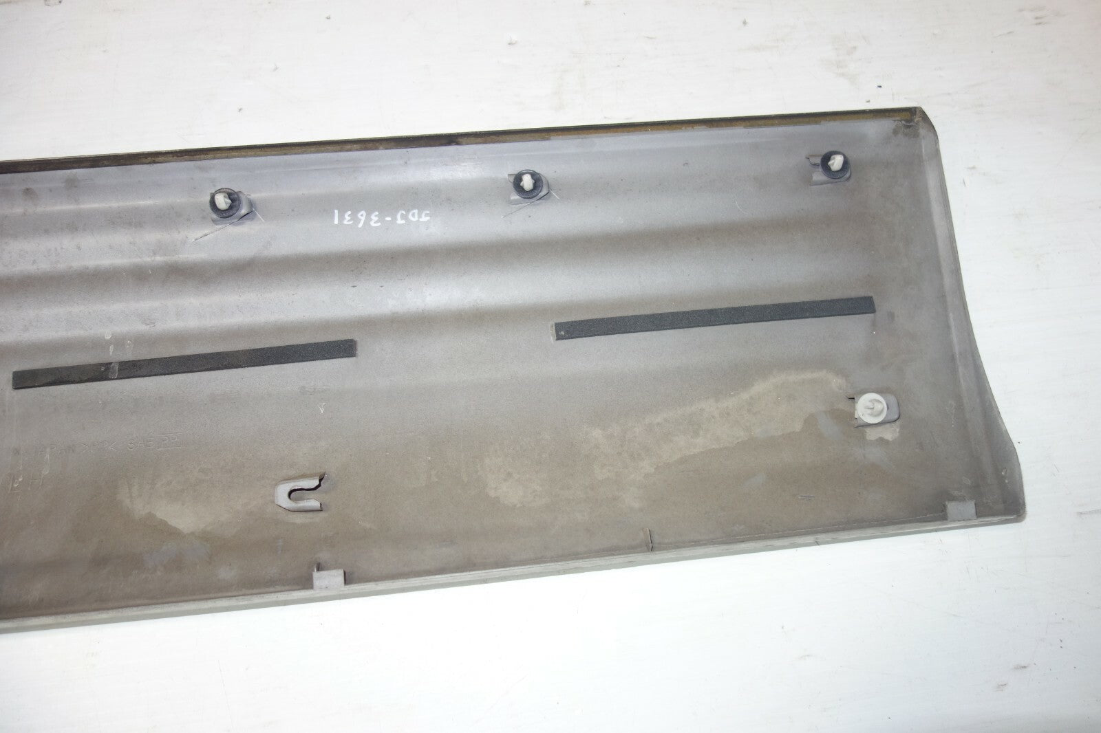 JDM Subaru Forester SF5 OEM Front Door Molding Trim Panel 2001-2002 Front Left