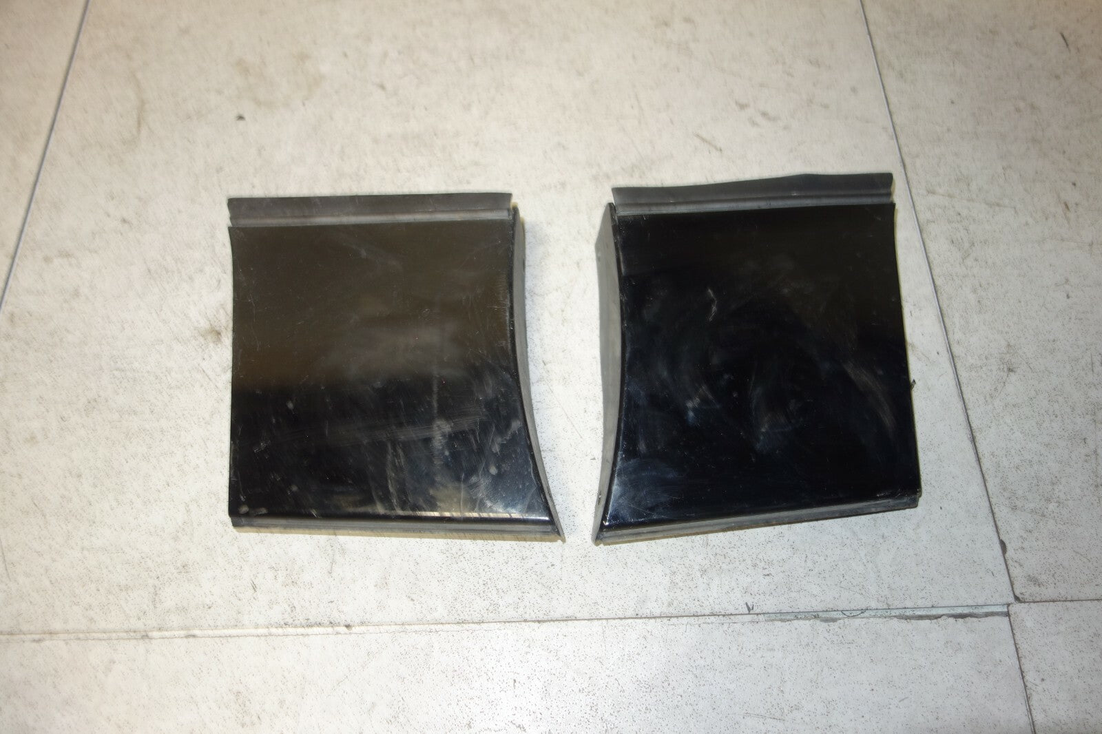 JDM 98-05 TOYOTA LEXUS GS300 OEM FRONT FENDER MOULDING TRIM COVER ARISTO JZS161