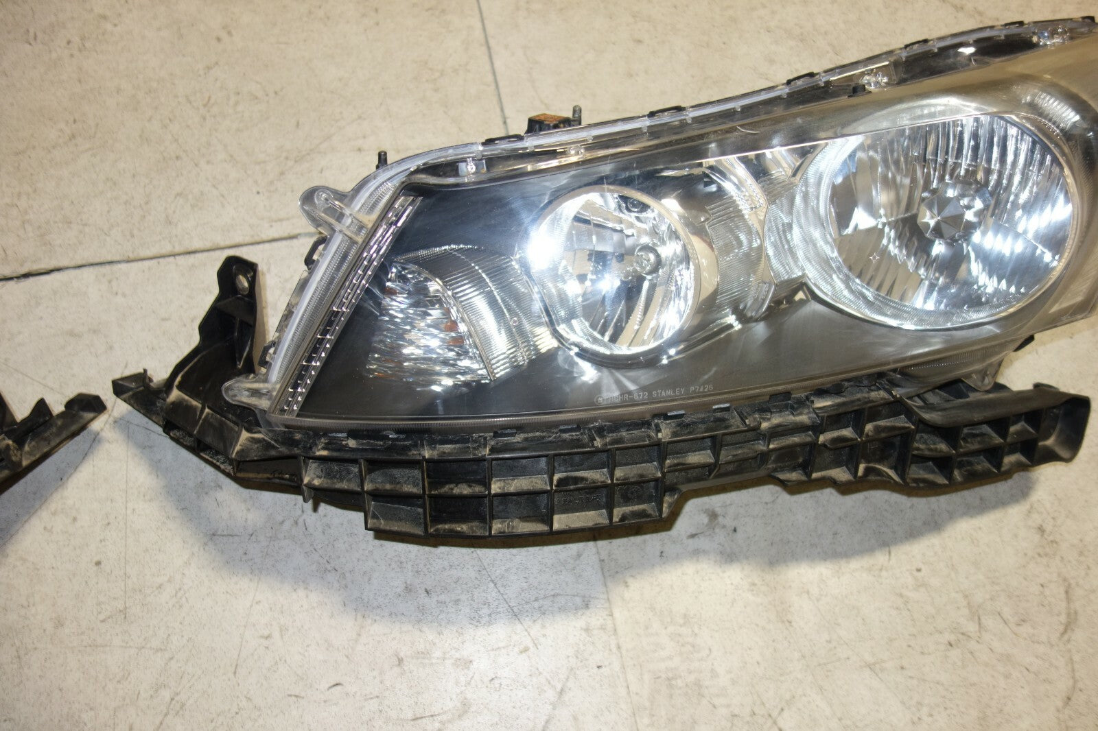 JDM Honda Accord Inspire Headlights 2008 2009 2010 2011 2012 HID OEM Japan