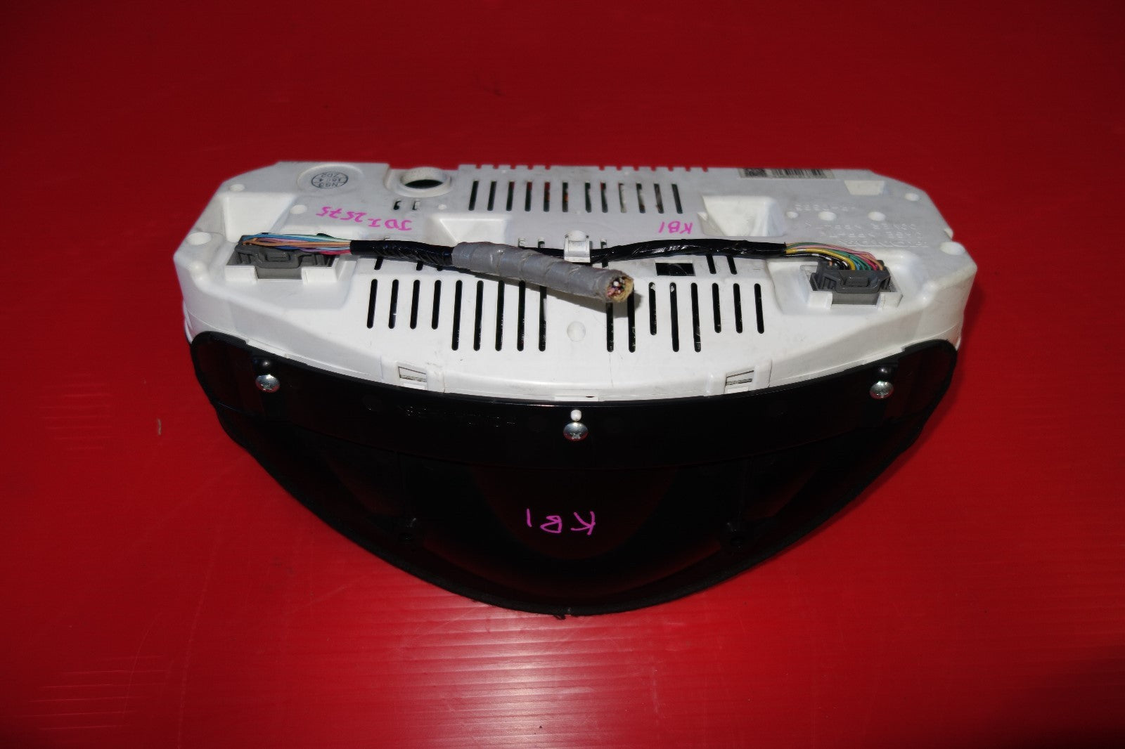JDM Acura RL OEM Automatic Gauge Cluster Speedometer A/T KB1 2005-2008 #2575