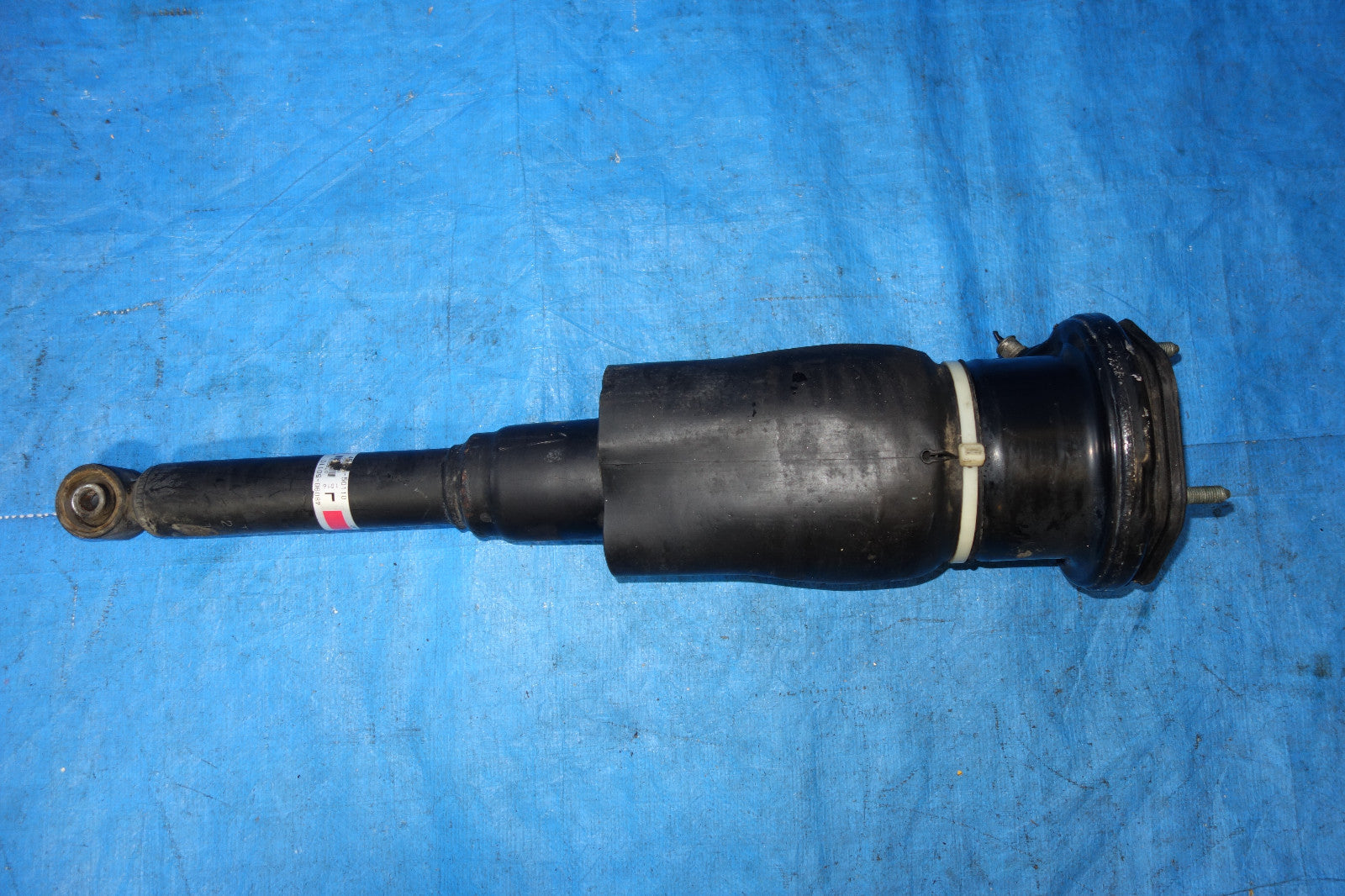 Lexus LS430 Rear Left Driver Side Air Shock Strut Absorber 2001-2003 JDM
