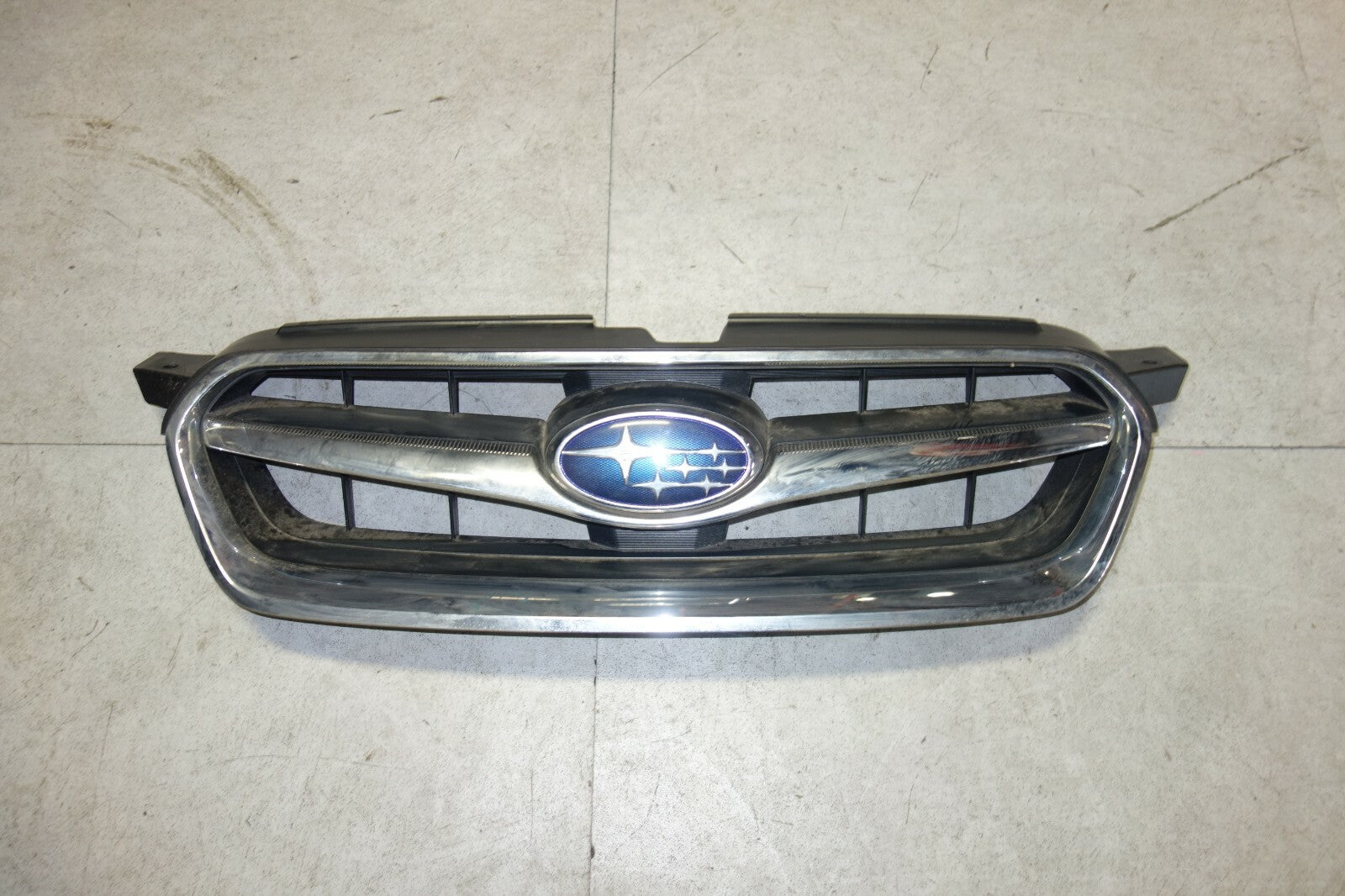 JDM 2008-2009 GENUINE SUBARU LEGACY  OEM GRILLE GRILL BPE FITS:SUBARU LEGACY