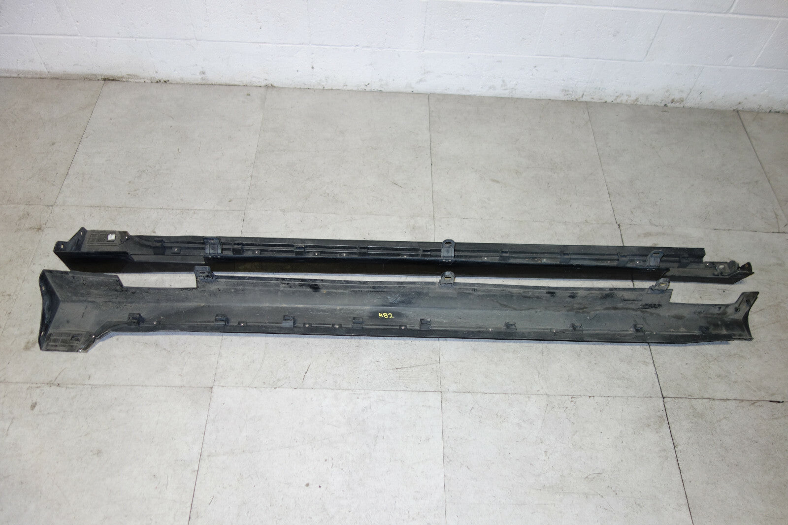 JDM Acura RL OEM Side Skirts Rocker Panels KB2 OEM 2009-2012 Pair  #3771