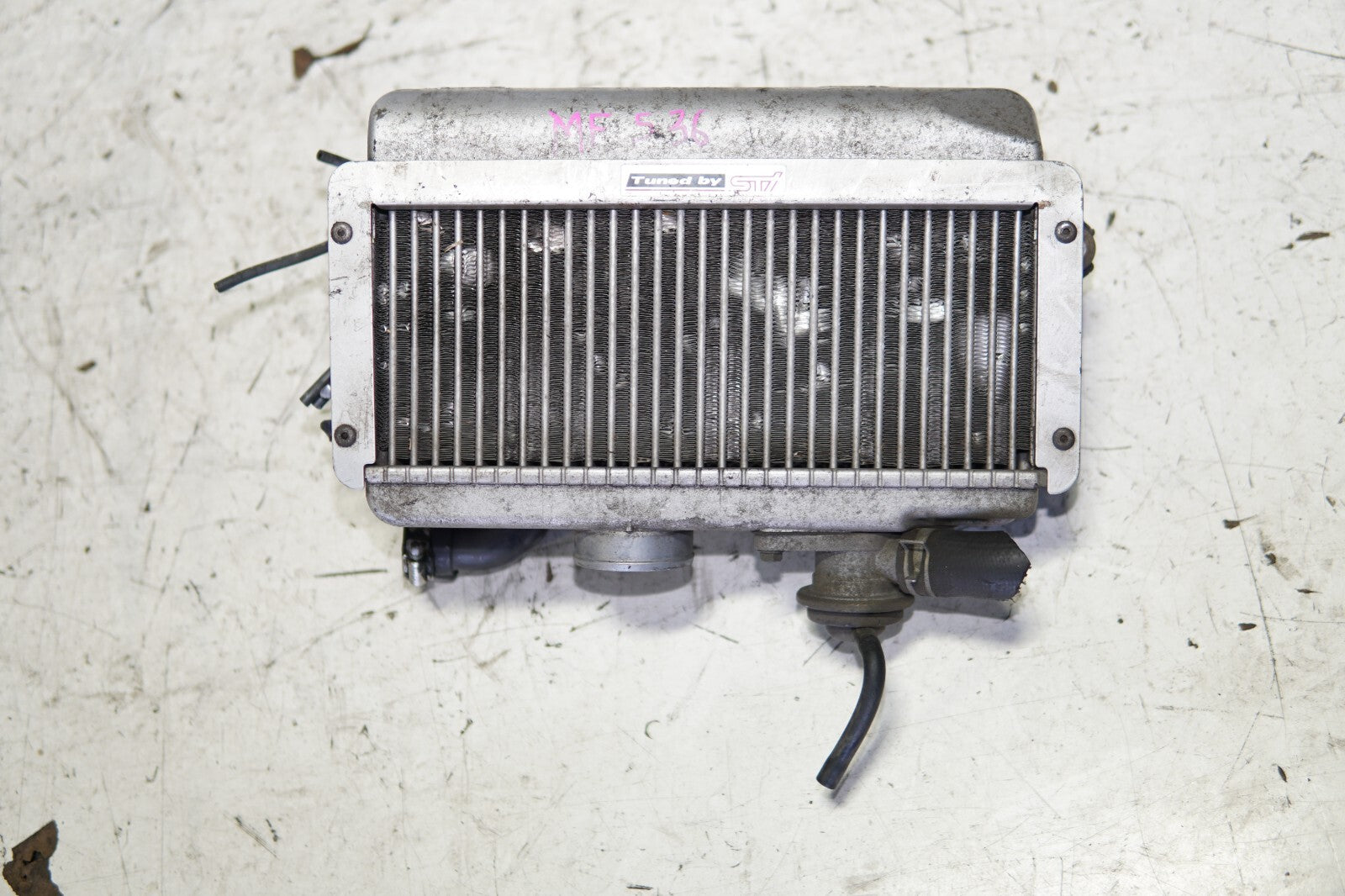 JDM SUBARU LEGACY STI TURBO INTERCOOLER TOP MOUNT S401 BE5 BH5 2000-2004