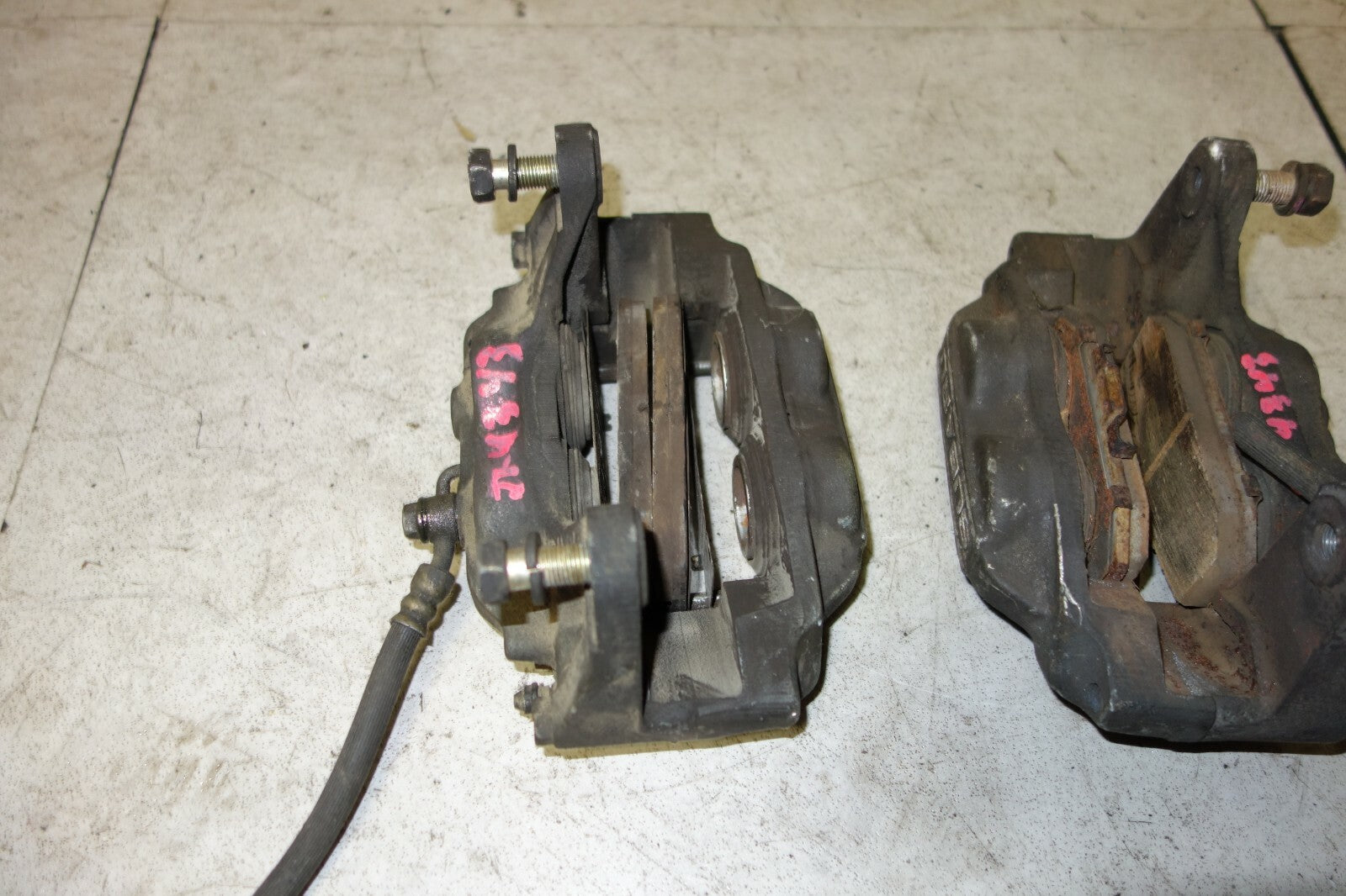 JDM Subaru Forester Legacy 4 Piston Front Brake Calipers Pair Upgrade 4 Pots
