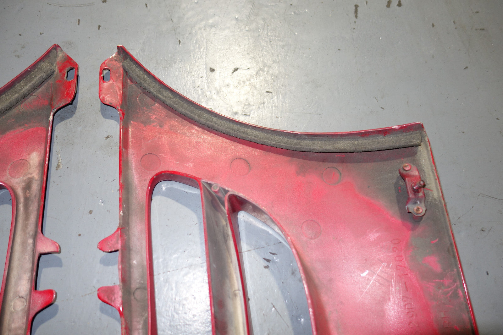 JDM Toyota MR2 MR-2 SW20 OEM Rear Side Vents Exterior Trim Vent Red 1991-1999