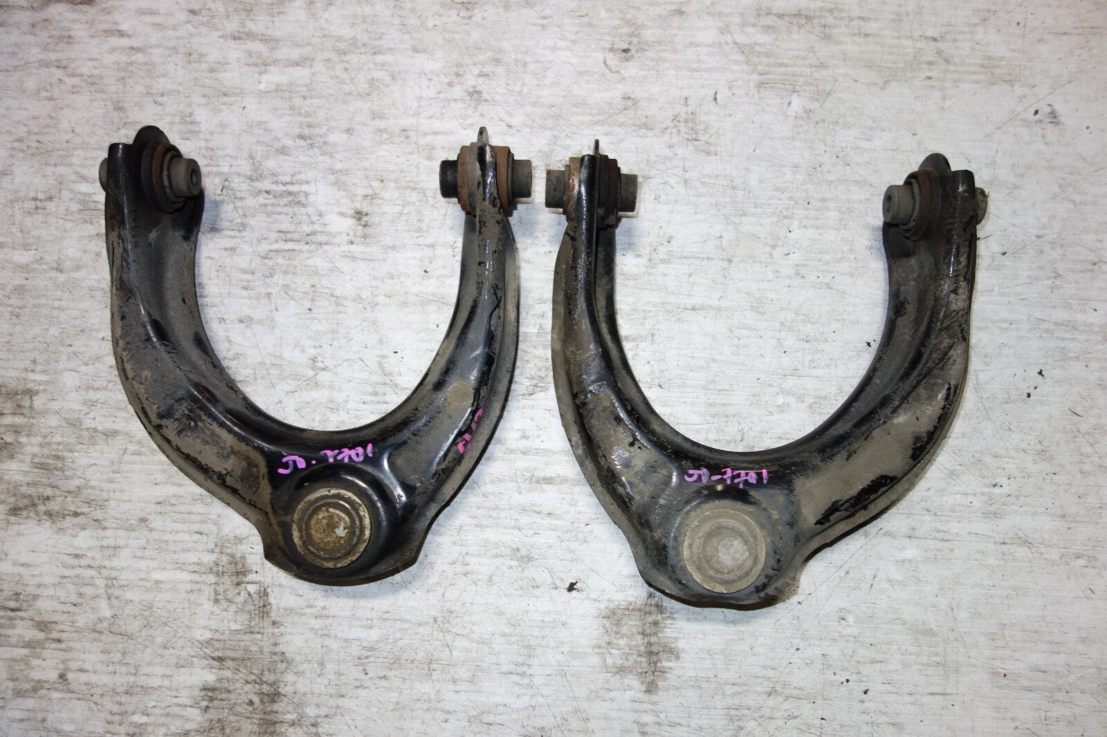 JDM Acura TSX / TL / Accord Front Lower Control Arms & Ball Joints 2009-2014