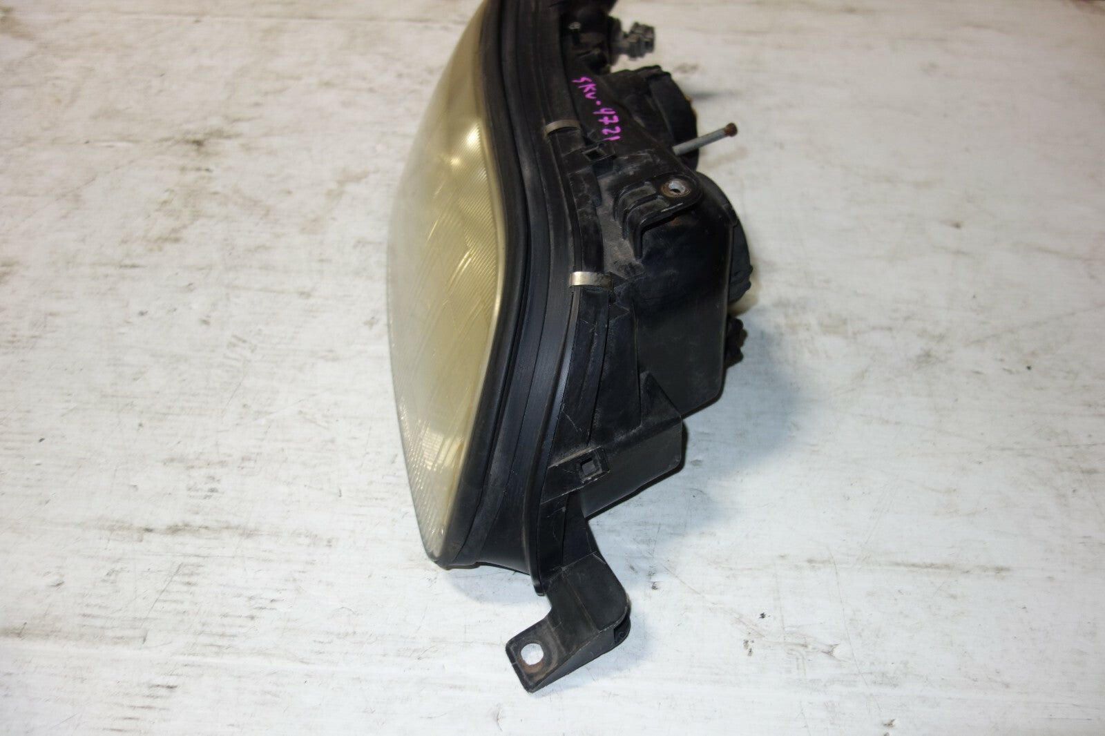 JDM Lexus GS300 / Aristo Front Right Headlight Lamp OEM 1991-1997