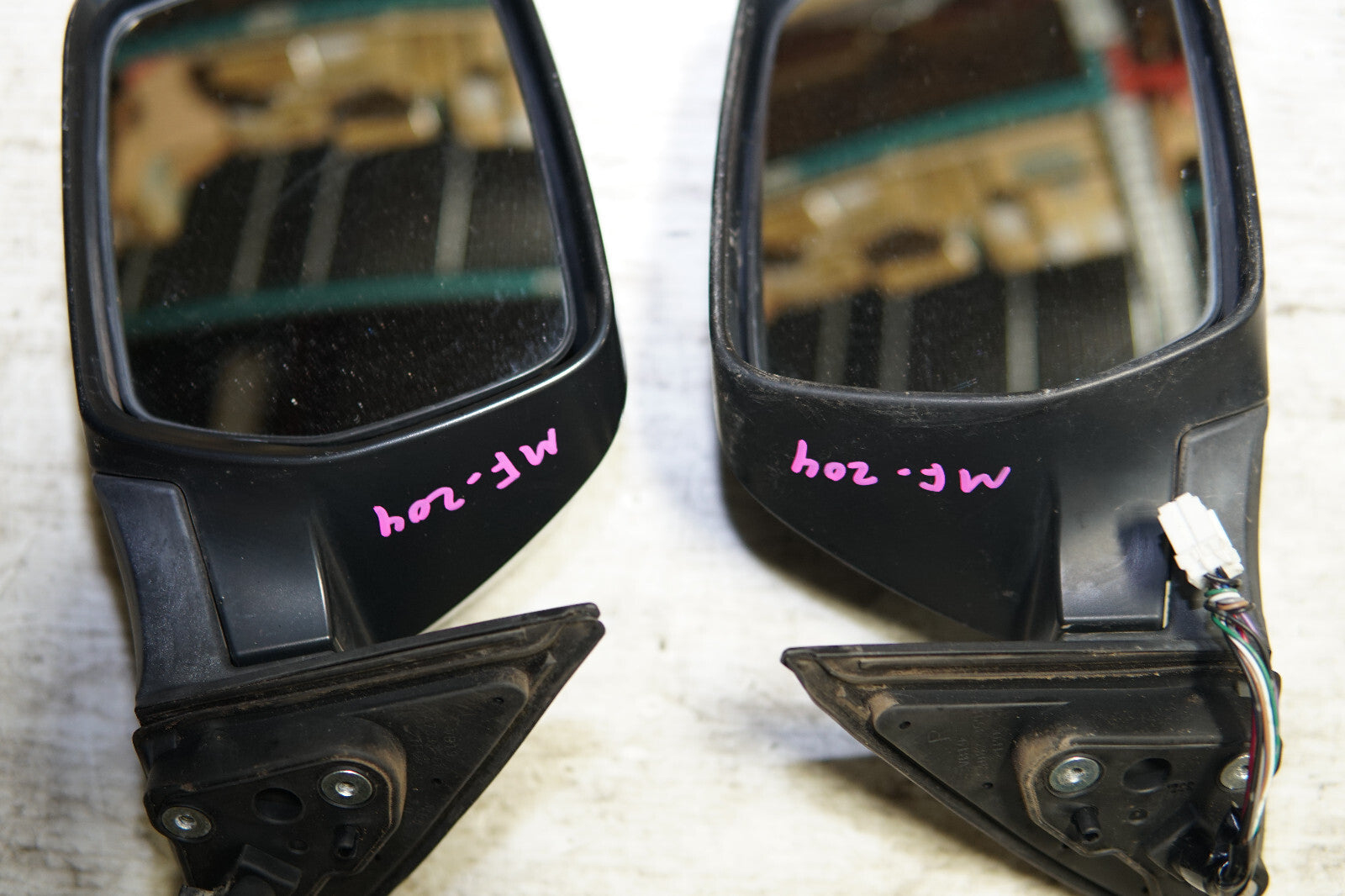 JDM 2010-2014 Subaru Legacy BR BM Power Folding Mirrors + Signal Lights OEM