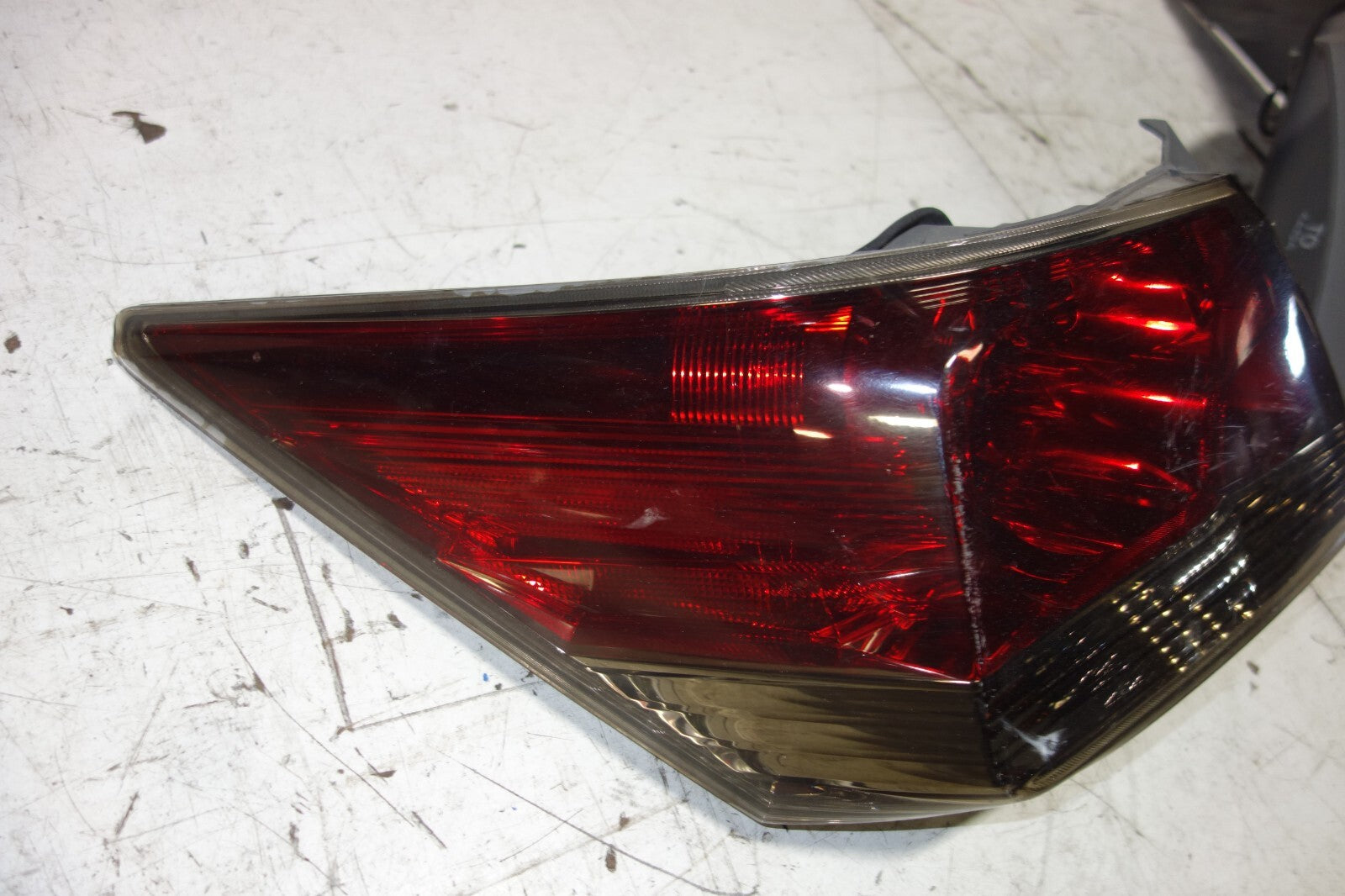 JDM 2008-2012 GENUINE HONDA ACCORD INSPIRE CP3 OEM TAIL LIGHTS TAIL LAMPS 4 DOOR
