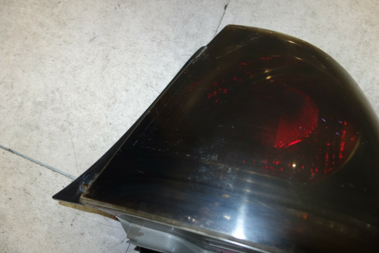 JDM 2001-2005 LEXUS IS300 TAIL LIGHTS TOYOTA ALTEZZA SXE10 TAIL LAMP