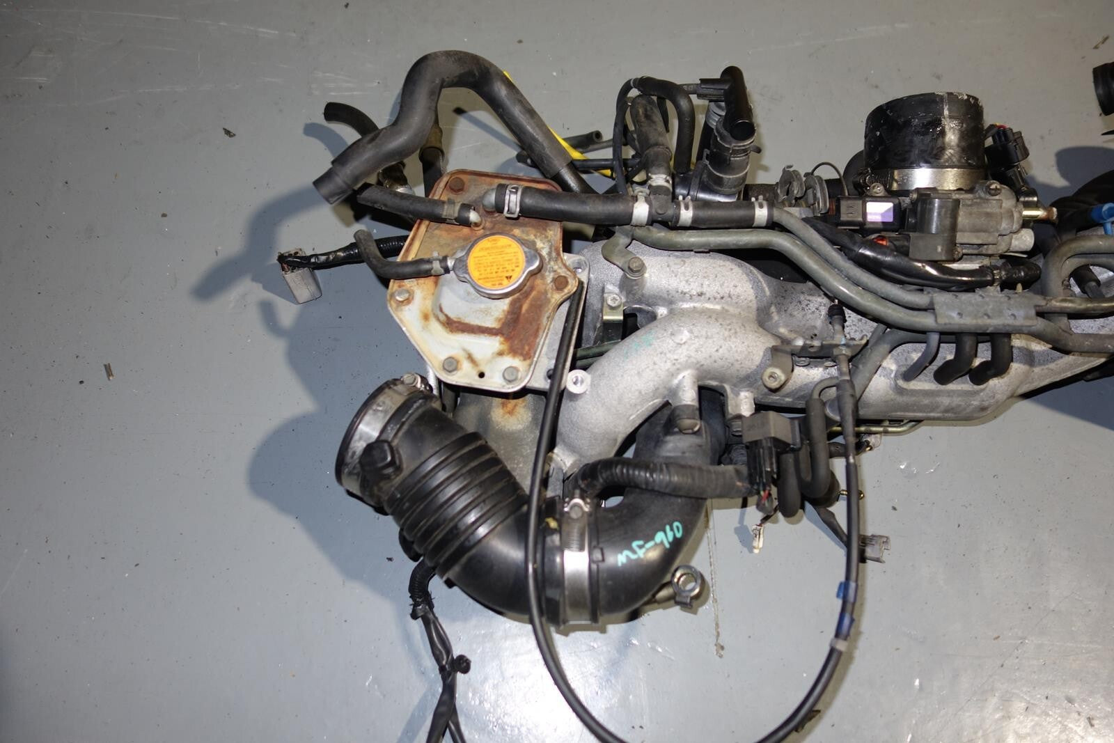 JDM Subaru Legacy B4 EJ208 EJ206 Twin Turbo Intake Manifold BOV Injectors 00-04