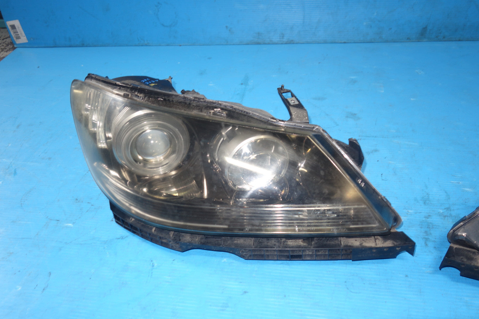 JDM Acura RL HID Headlights Head Lamps Pair 2005-2008 Honda Legend KB1 Stanley