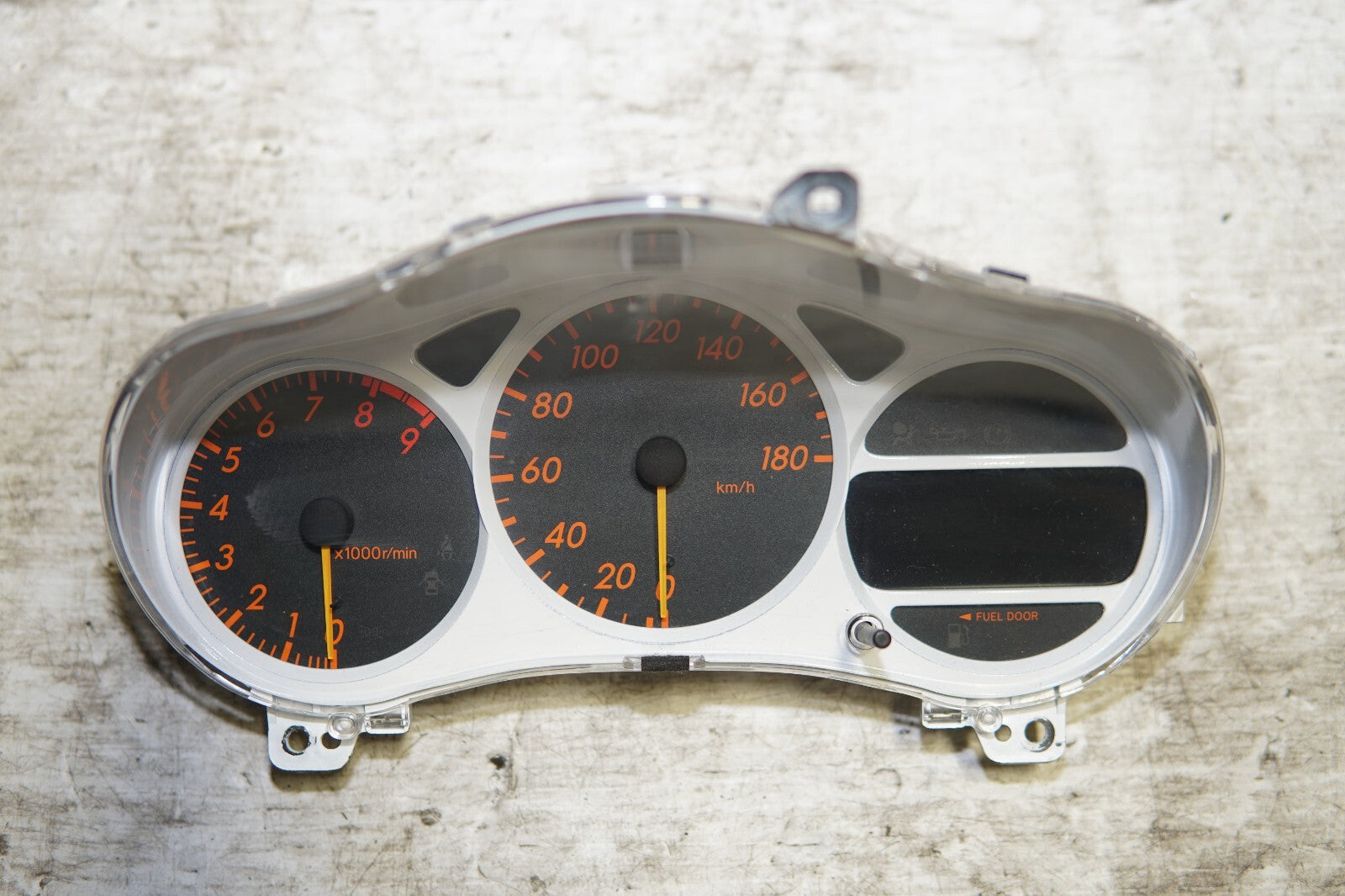 JDM 2001-2005 TOYOTA CELICA ZZT231 OEM USED GAUGE CLUSTER SPEEDOMETER MANUAL M/T