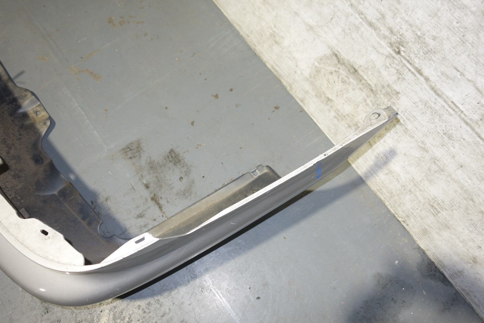 JDM 1994-1997 Spec Acura Integra Type R DB8 OEM 4-DR Rear Bumper Cover 1994-1997