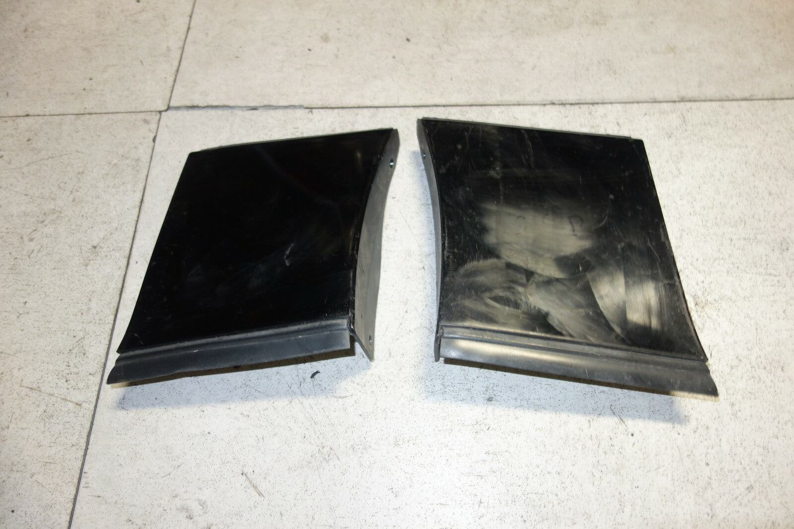 JDM 98-05 TOYOTA LEXUS GS300 OEM FRONT FENDER MOULDING TRIM COVER ARISTO JZS161