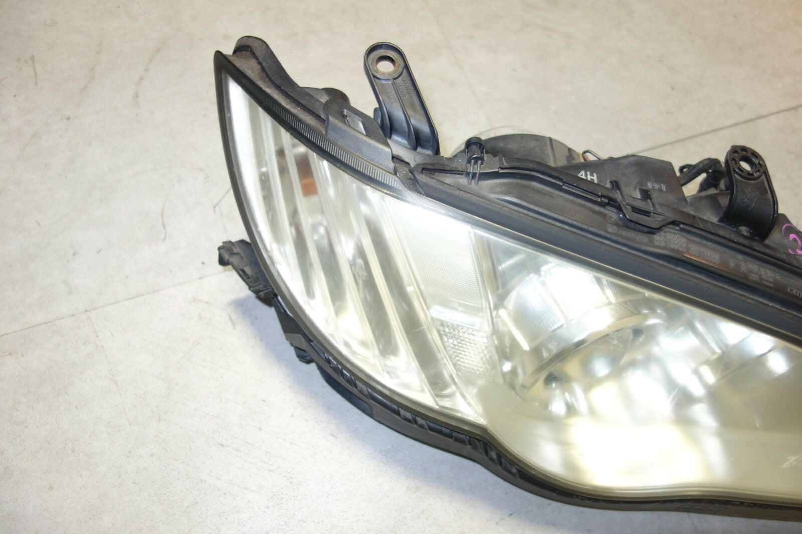 JDM Subaru Legacy Headlights Headlamps 2008 2009 HID OEM Left & Right BP9 BP5