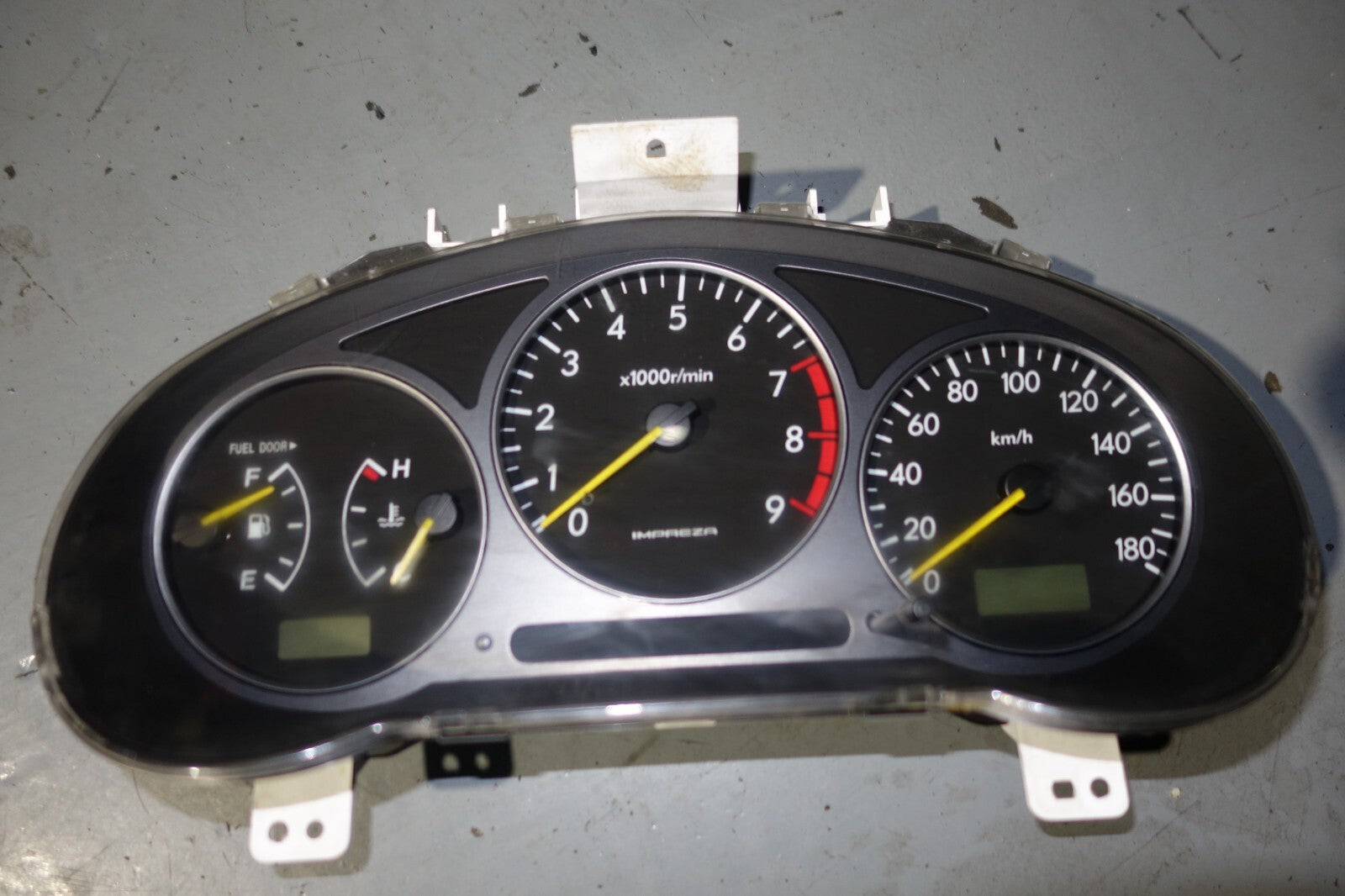 JDM 2002-2003 SUBARU IMPREZA WRX V7  MANUAL GAUGE CLUSTER  SPEEDOMETER