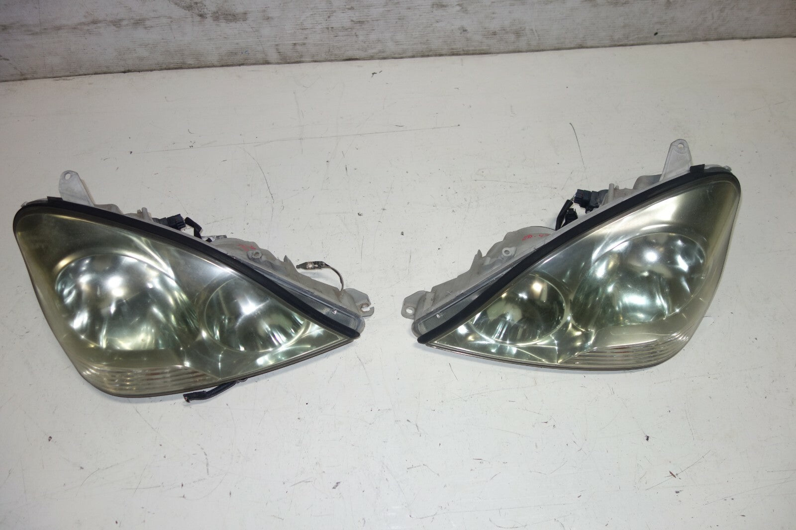 JDM 2001-2003 LEXUS LS430 OEM HEAD LIGHTS HEAD LAMPS TOYOTA CELSIOR HEADLIGHTS