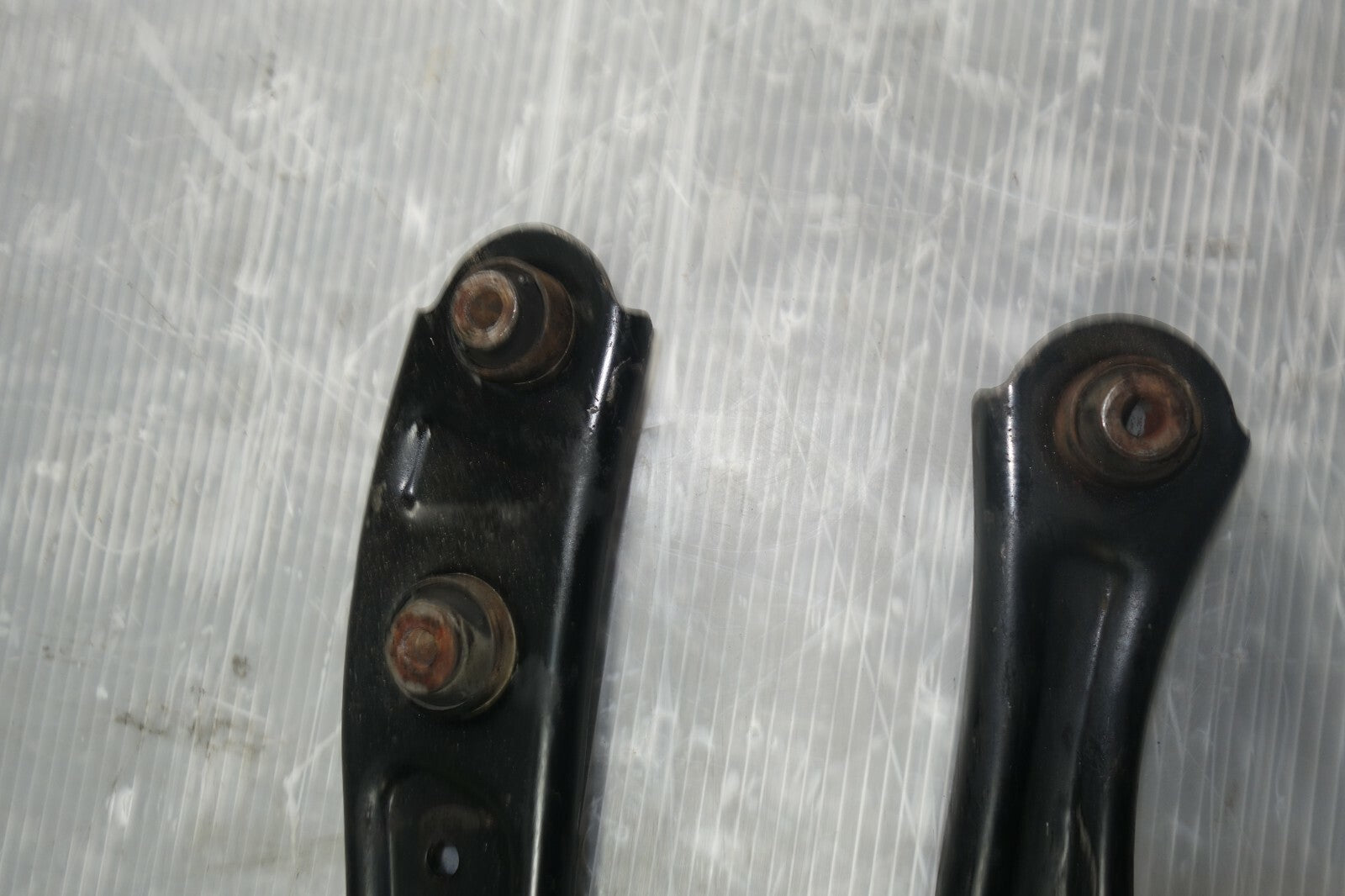 JDM 1996-2000 HONDA CIVIC OEM EK GENUINE REAR LOWER CONTROL ARM EK3 EK4 EK9 PAIR