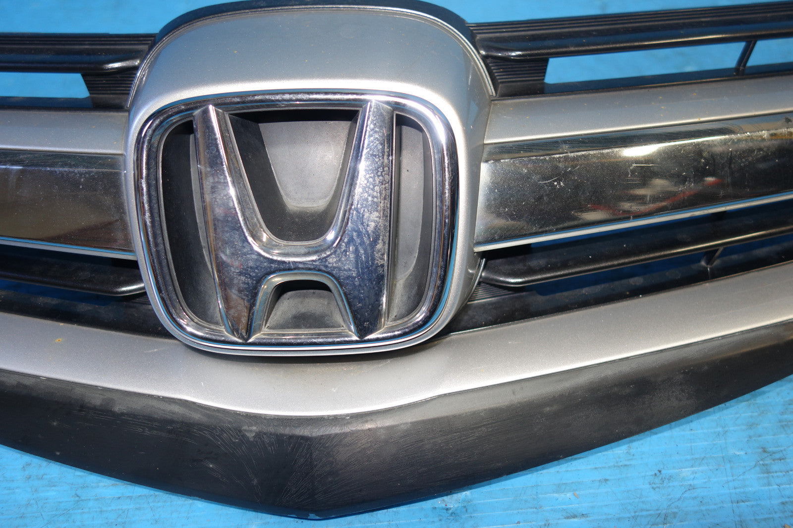 JDM Acura RL Honda Legend KB1 Front Grille Grill 2005-2008 OEM #JPE-7403