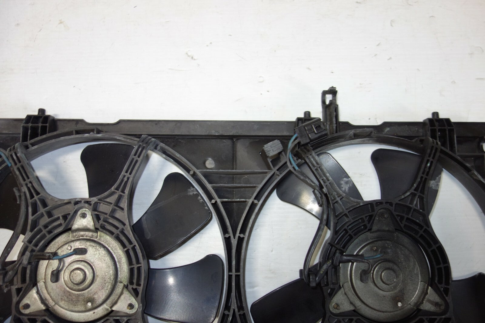 JDM Subaru Forester Radiator Fan Assembly SG5 SG9 2003-2008 OEM Genuine Rad Fan