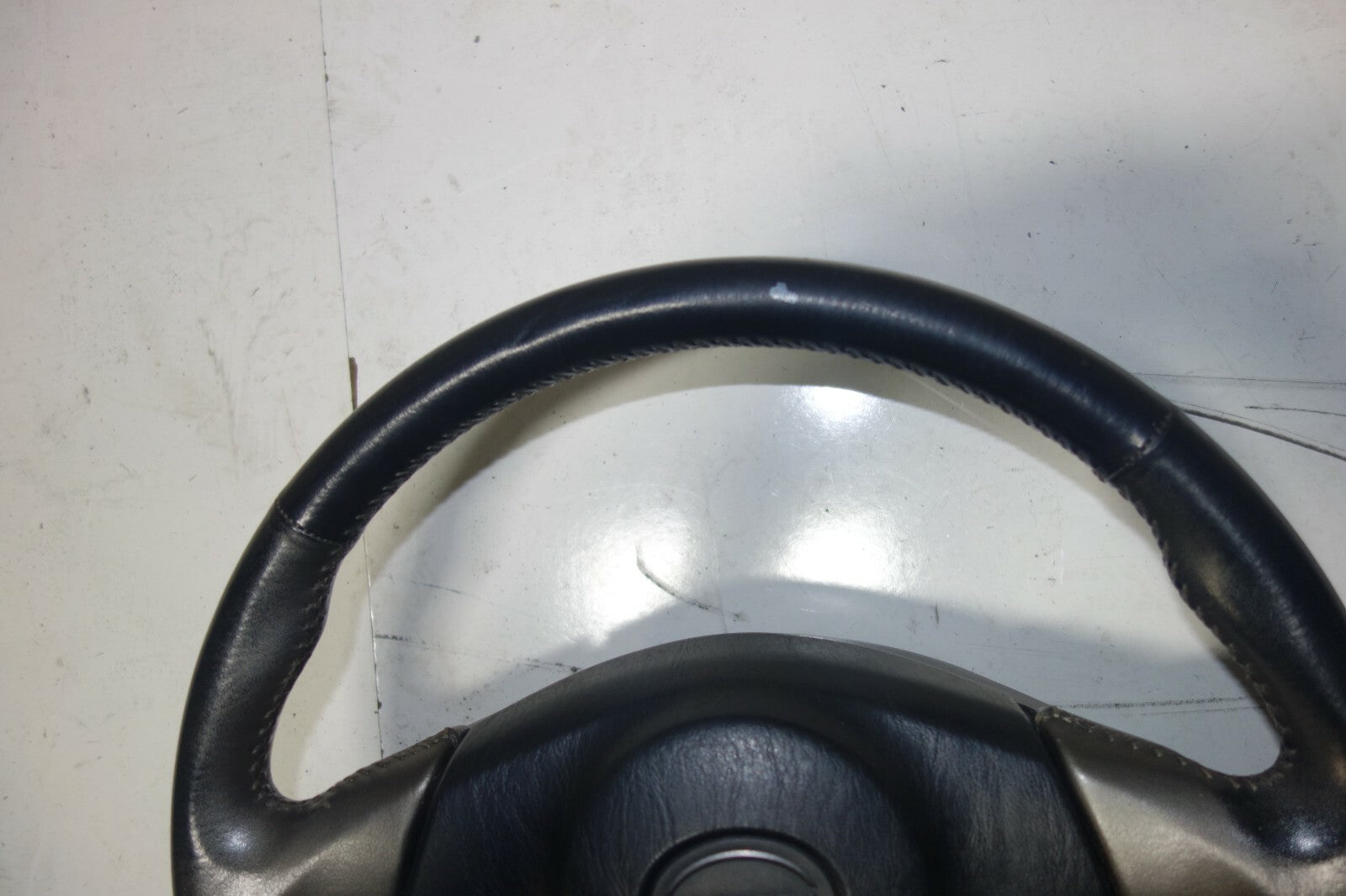 JDM 2001-2005 LEXUS IS300 TOYOTA ALTEZZA SXE10 STEERING WHEEL & HUB Fits:IS300