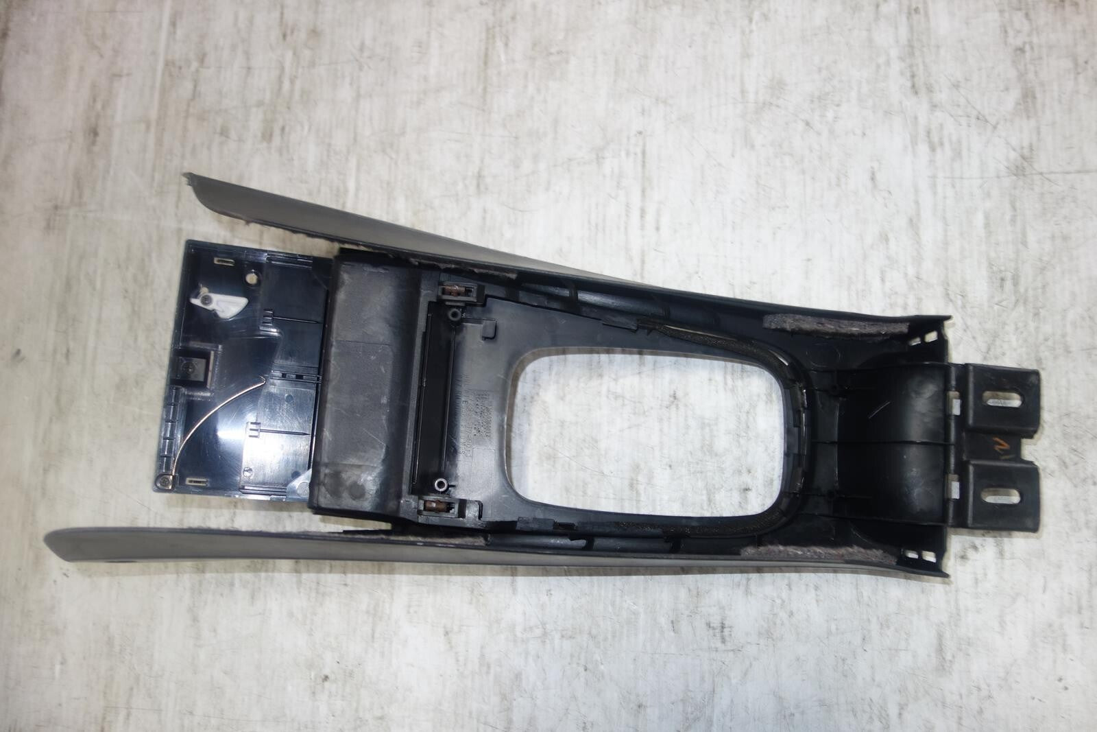 JDM Acura Integra Arm Rest Center Shifter Console Cup Holder Ash Tray 1994-2001