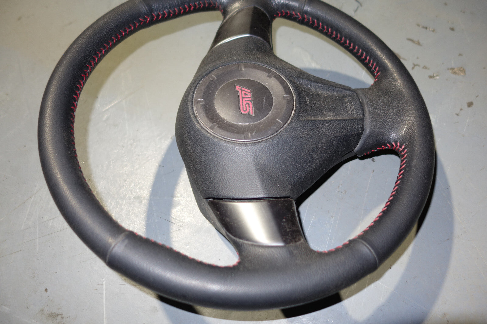 JDM Subaru Impreza WRX Forester STI Steering Wheel / Hub Legacy OEM Japan