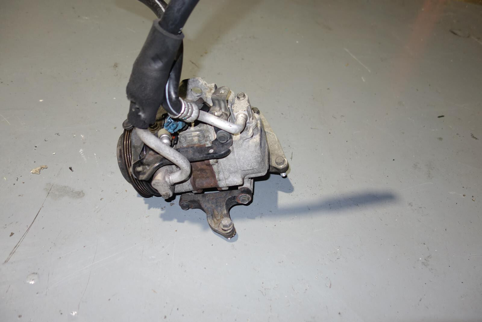 JDM Subaru Legacy B4 EJ208 EJ206 Twin Turbo AC Compressor Air A/C Clutch 2000-04