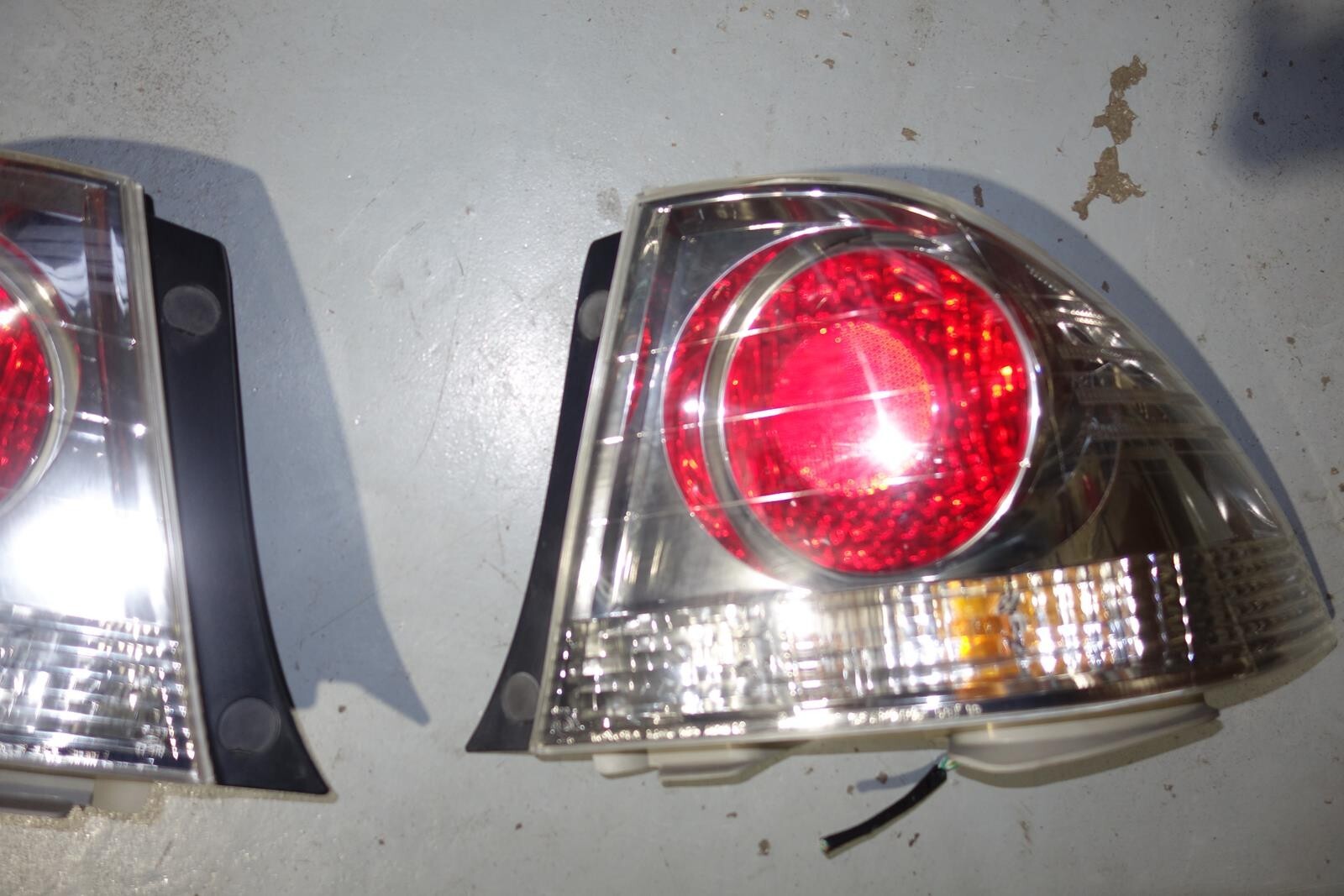 JDM LEXUS IS300 2001-2005 TAIL LIGHTS TOYOTA ALTEZZA SEX10 TAIL LAMP 2001-2005