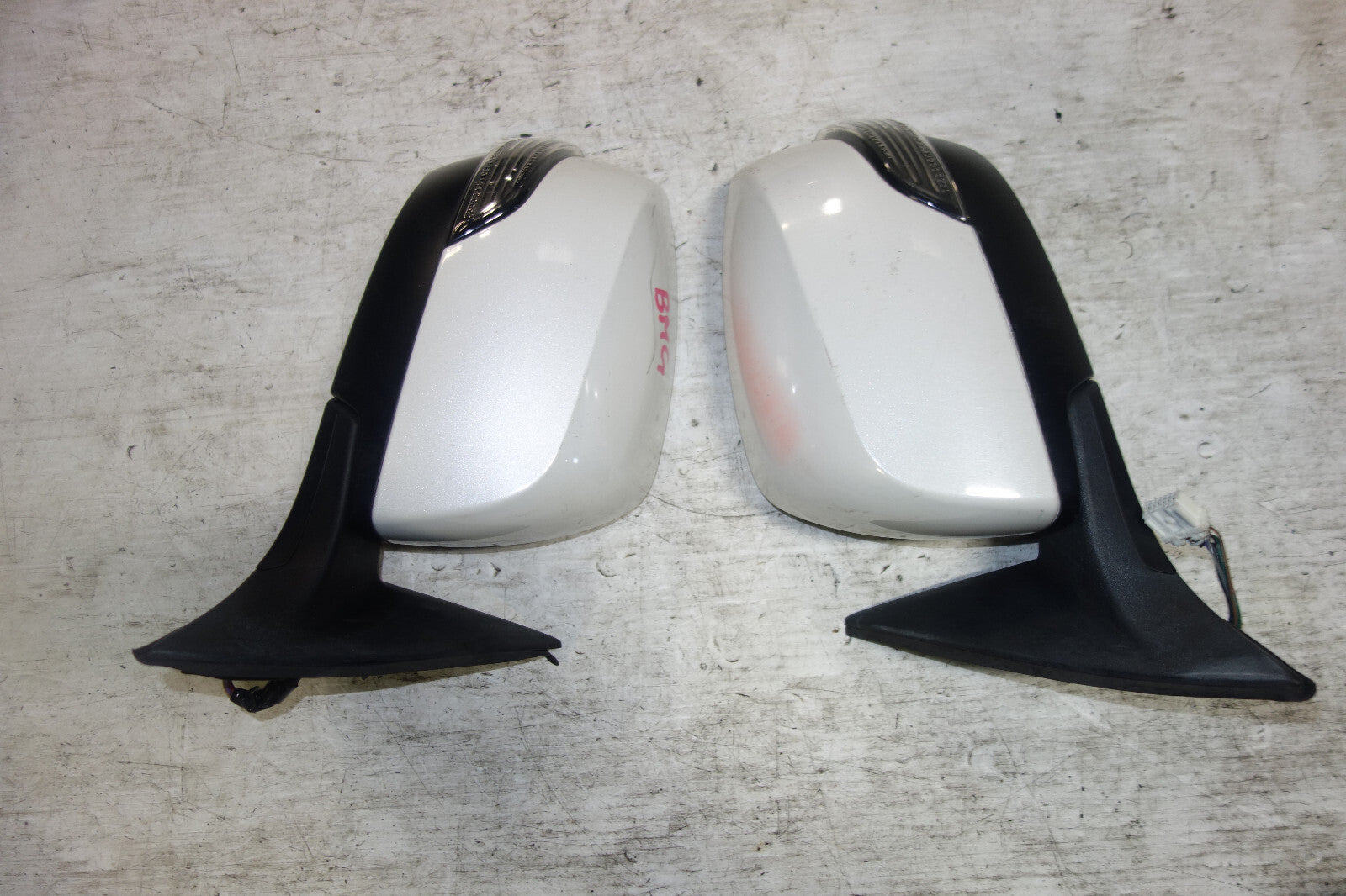 JDM 2010-2014 Subaru Legacy BR BM Power Folding Mirrors + Signal Lights OEM