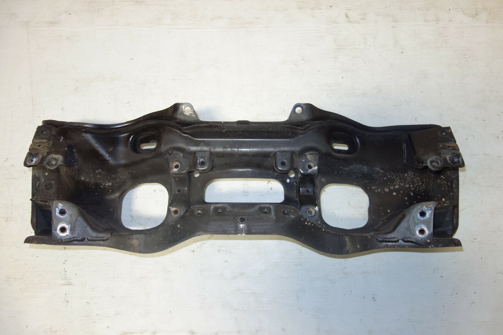 JDM Subaru Legacy Front Engine Subframe Crossmember Cradle Sub Frame 2005-2009