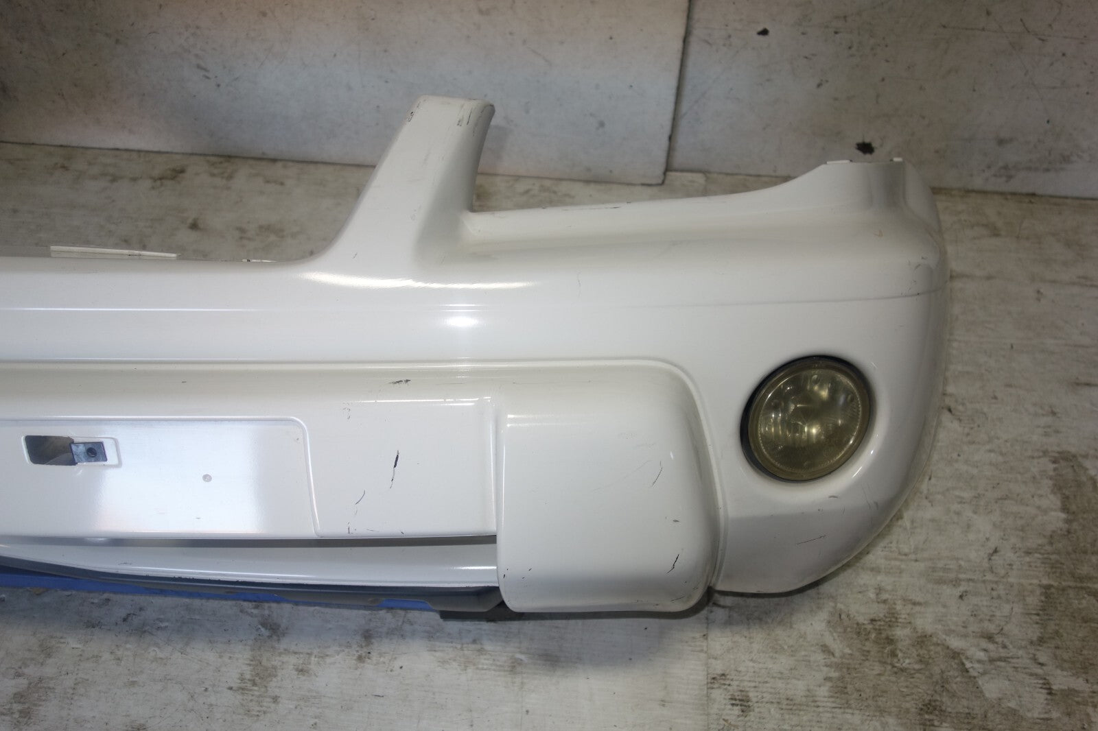 JDM Nissan X-Trail GT OEM Front Bumper Cover Fog Lights 2000-2006 PNT30