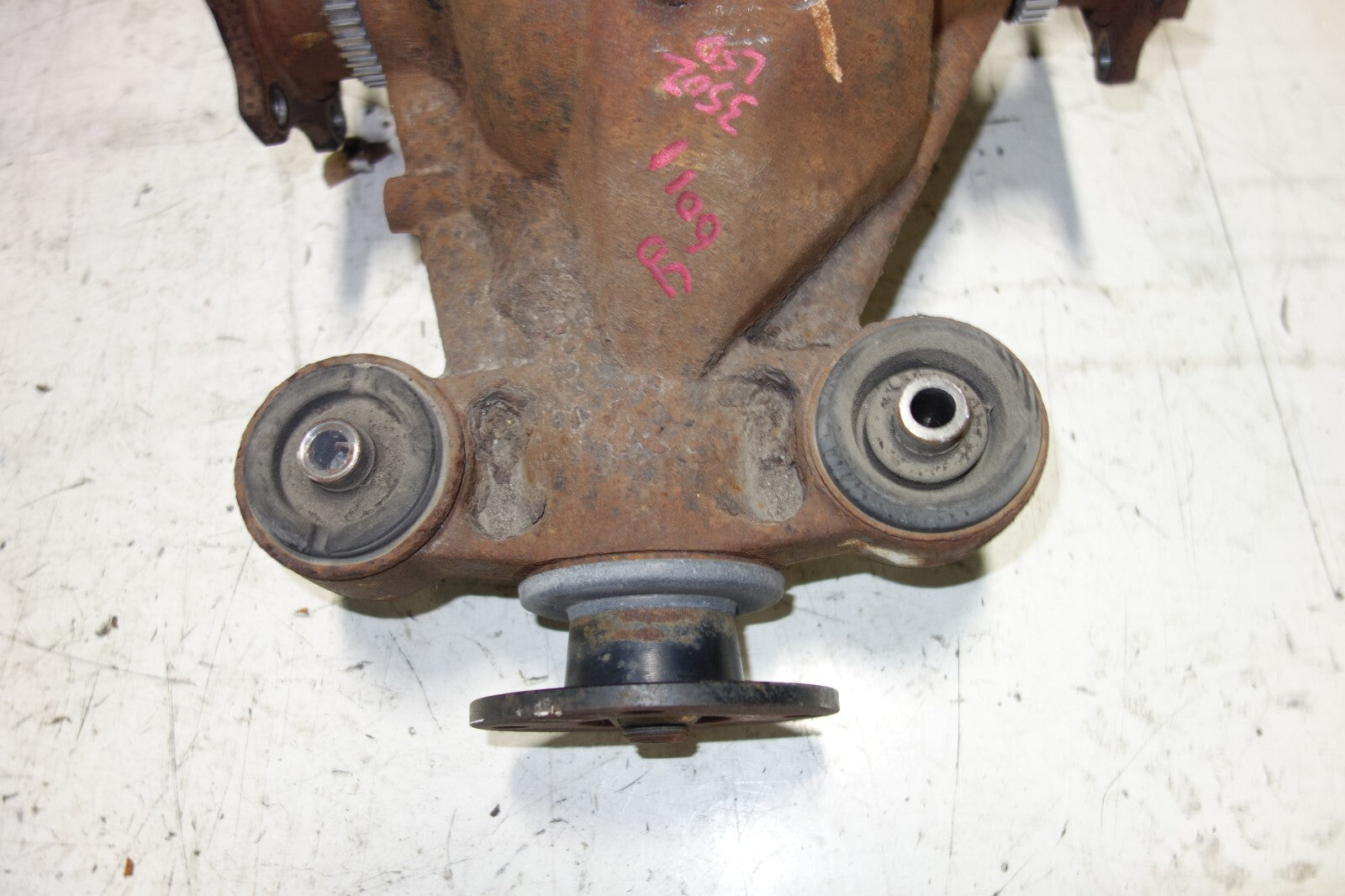 JDM Nissan 350Z Rear Differential Carrier LSD MT 6-Speed CPV35 2003-2009