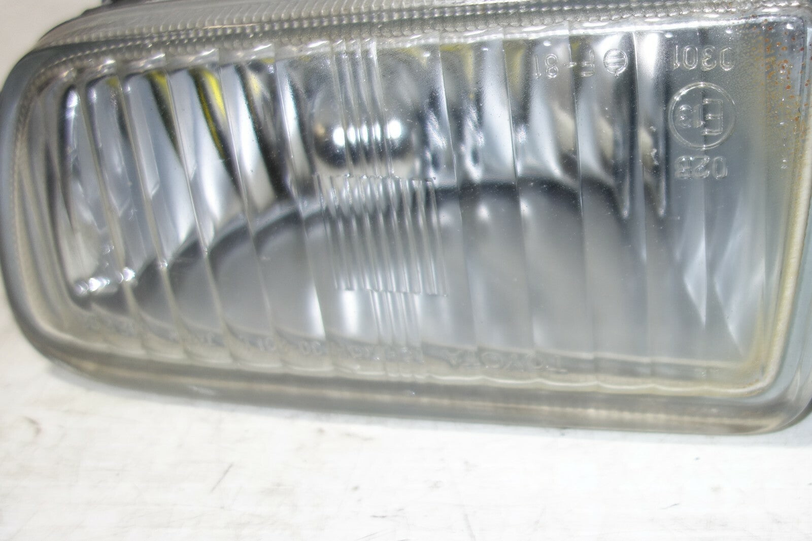 JDM Lexus GS300 GS400 GS430 OEM Fog Light Lamp Left Side 1998-2005