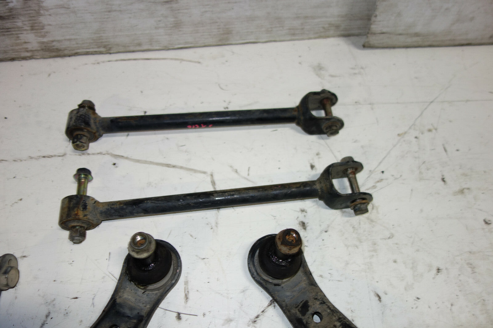 JDM Lexus IS300 / Altezza Rear Control Arms Suspension Set SXE10 OEM 2001-2005