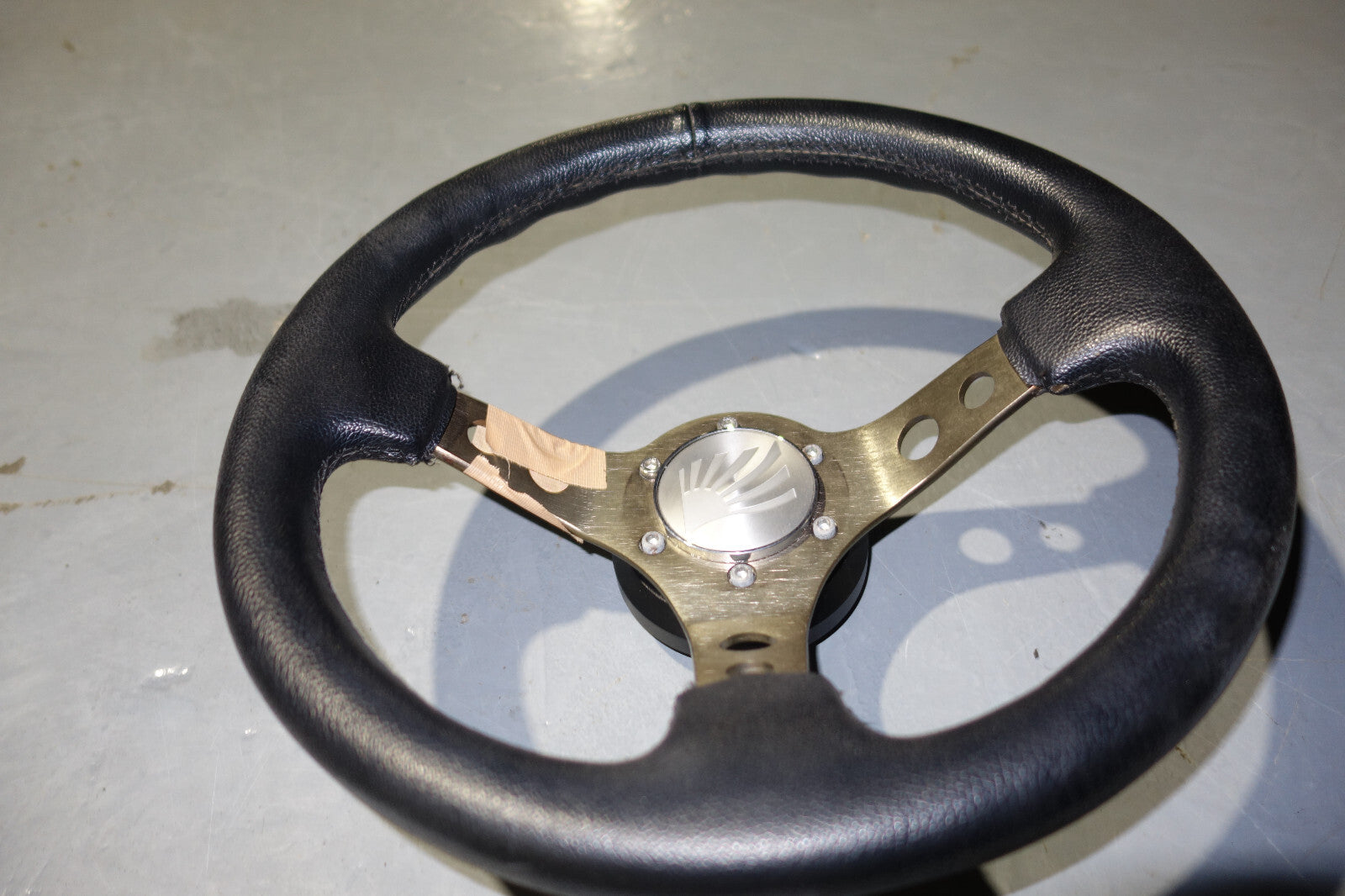JDM Toyota Celica Steering Wheel & hub ZZT231 ZZT230 2001-2005