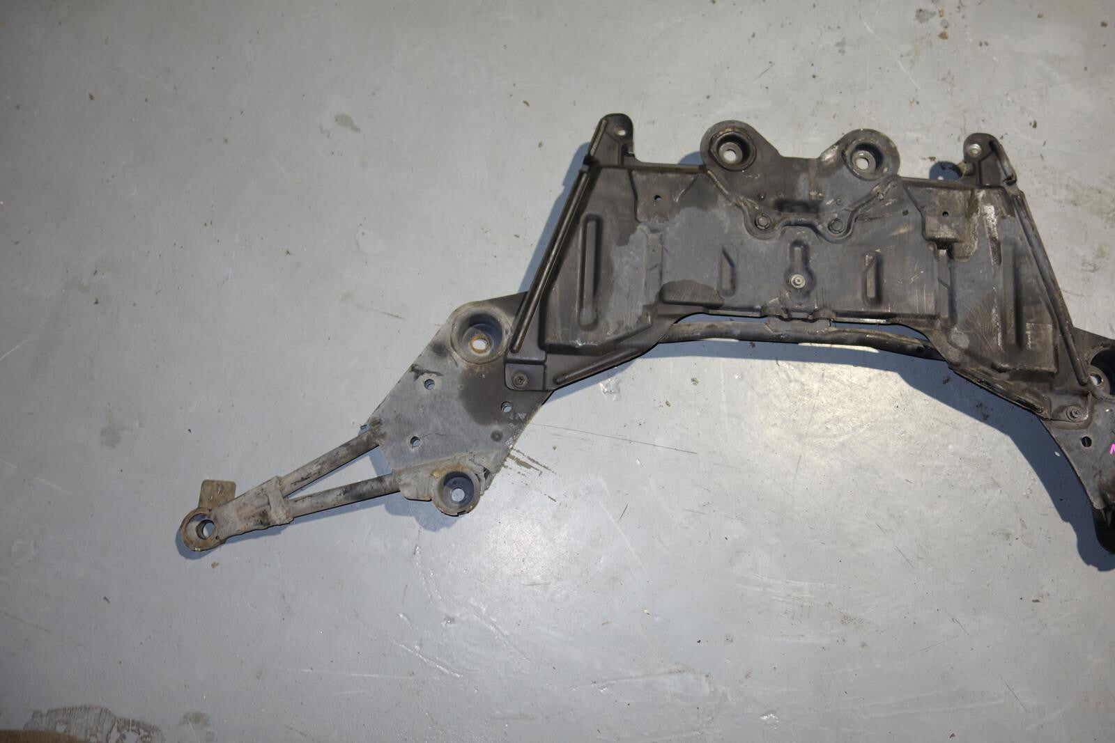 03-07 Infiniti G35 Coupe Front Subframe Crossmember Engine Cradle 350z 03-09